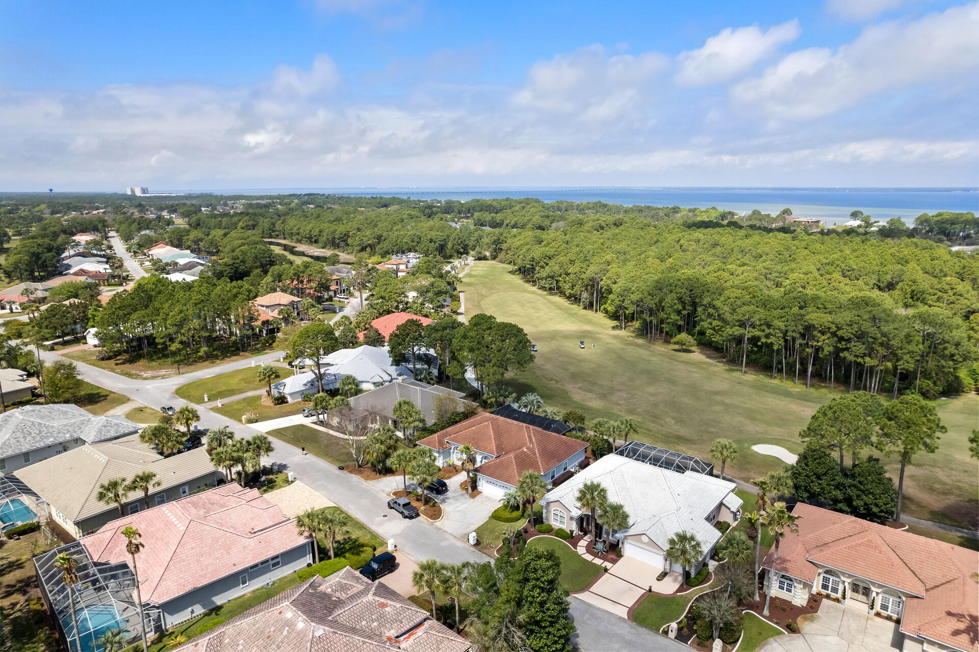 EMERALD BAY PH 1A - Residential