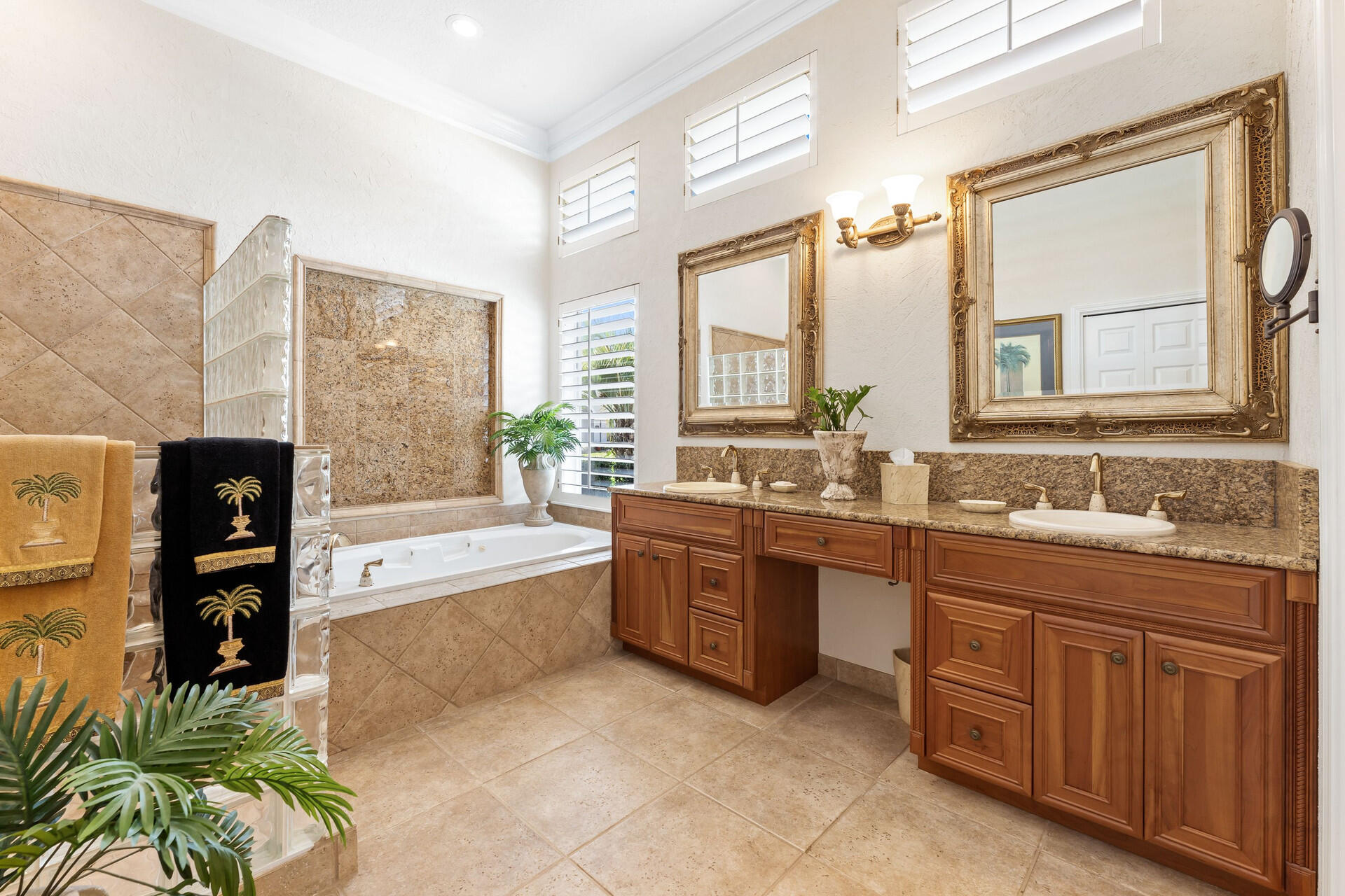 EMERALD BAY PH 1A - Residential