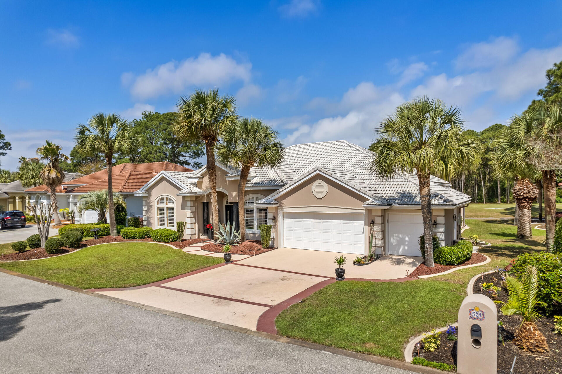 EMERALD BAY PH 1A - Residential