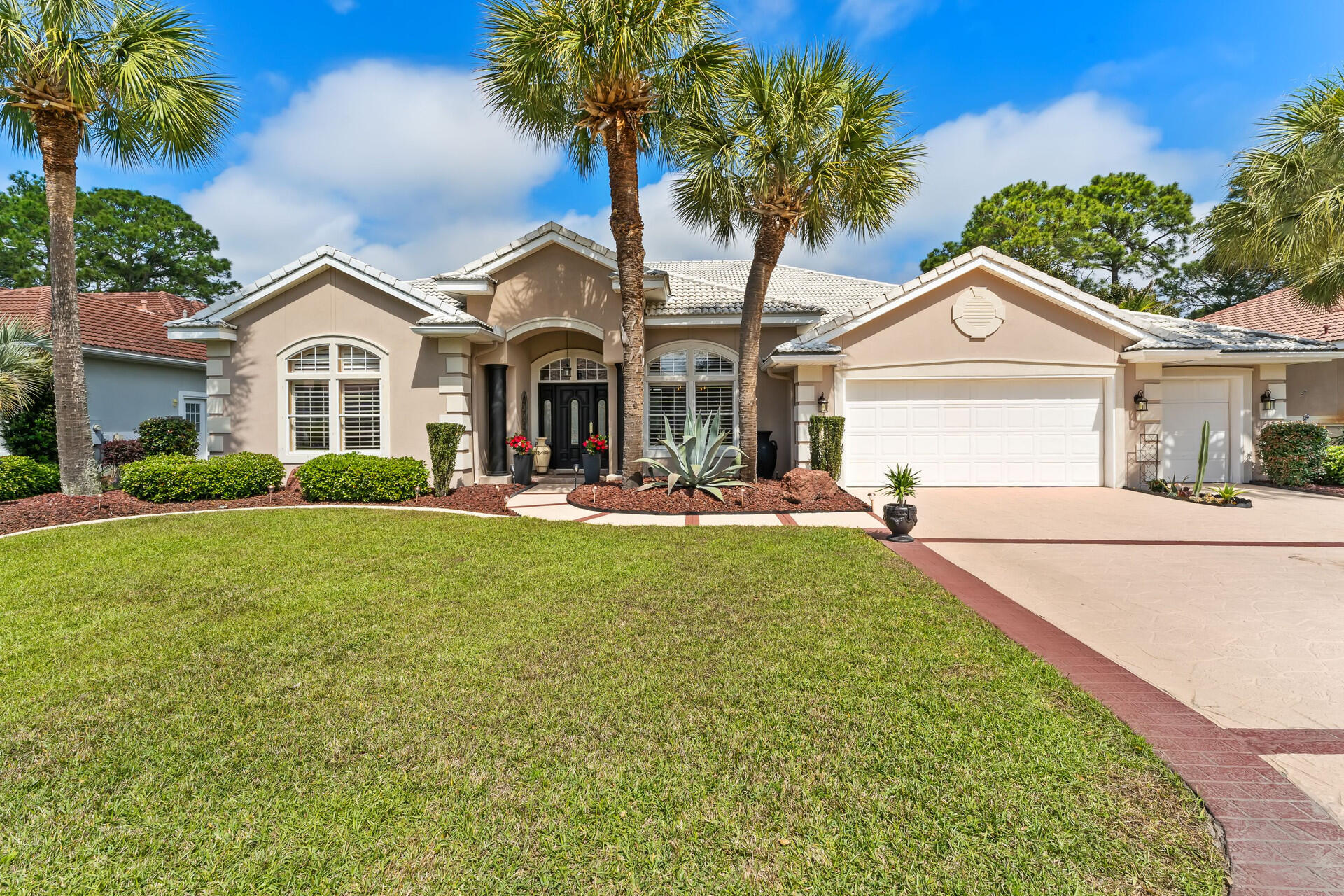 EMERALD BAY PH 1A - Residential