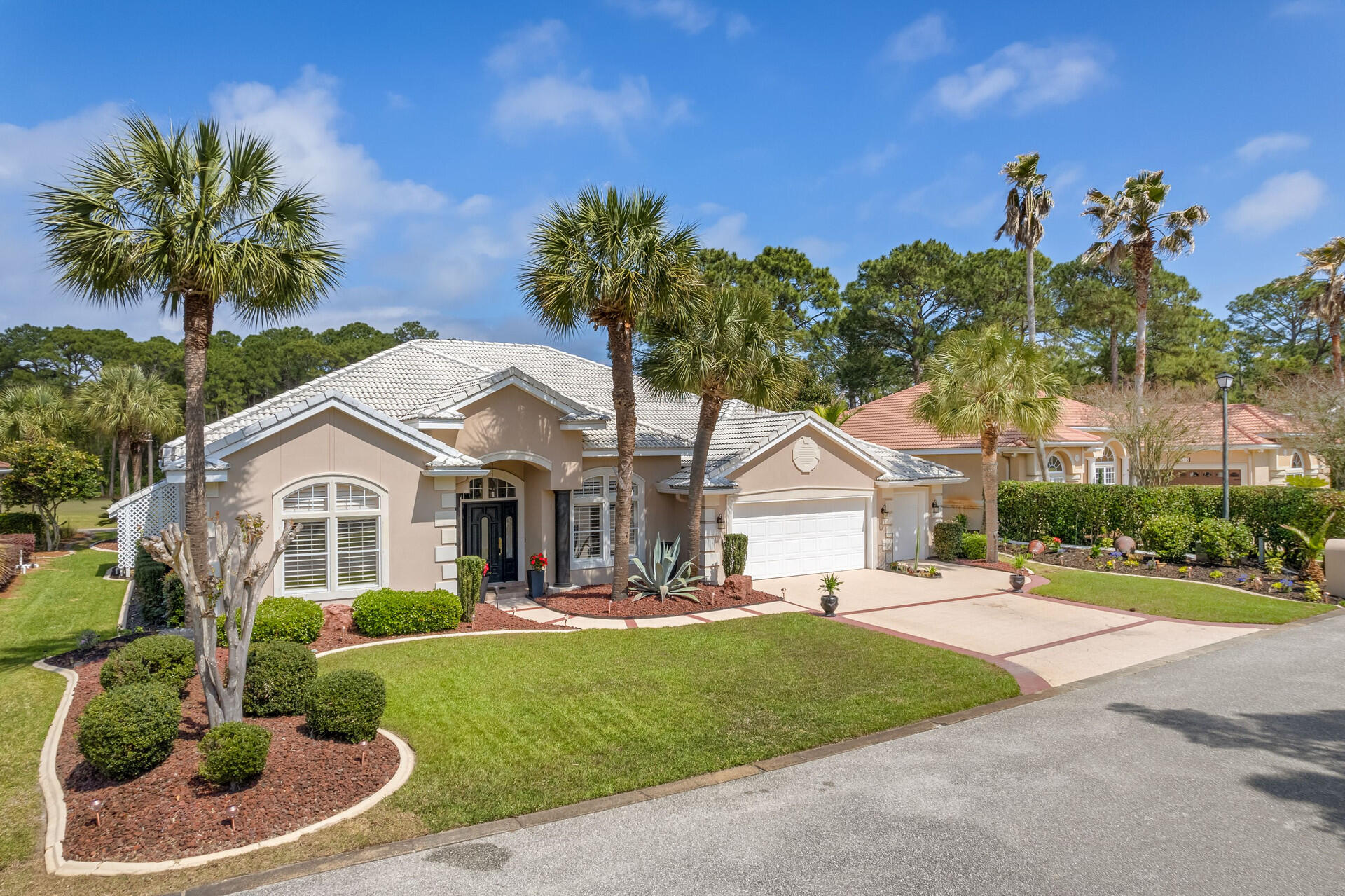 EMERALD BAY PH 1A - Residential