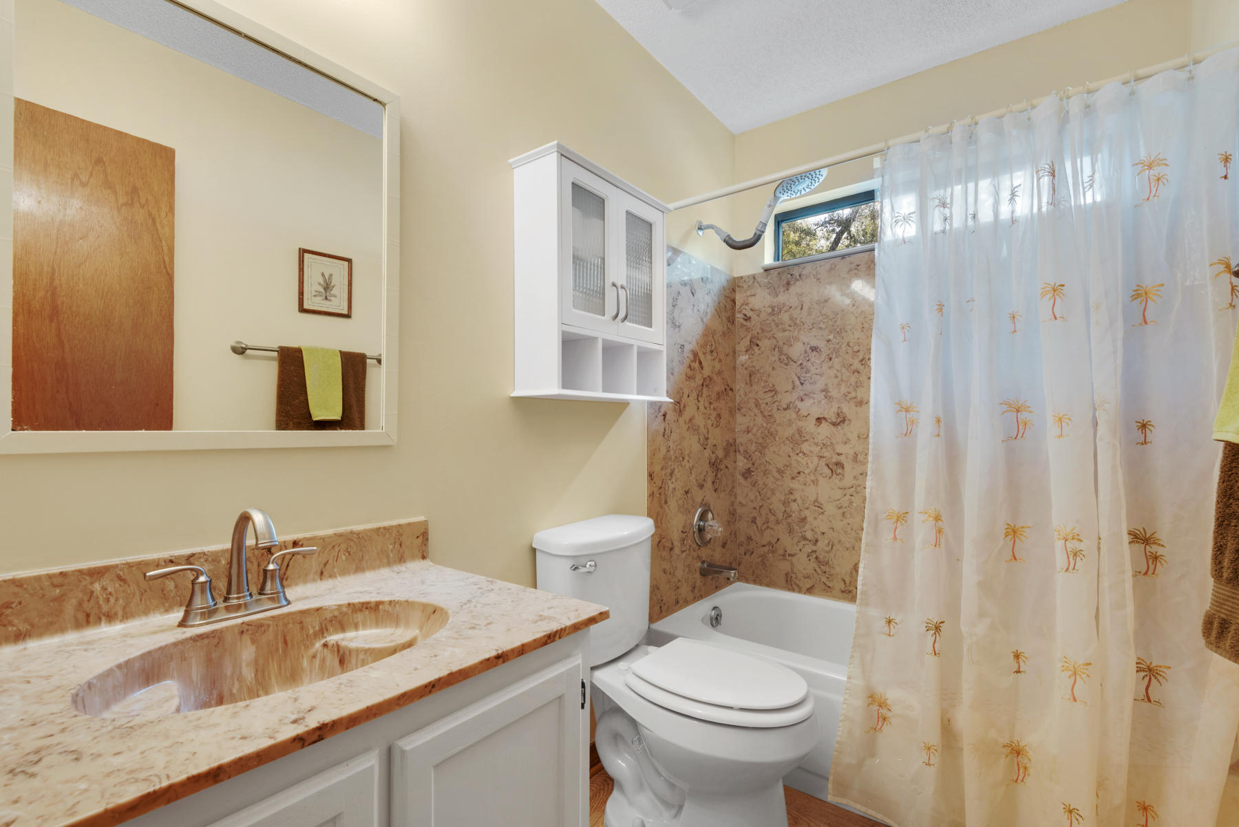 CREEKSIDE 4 - Residential