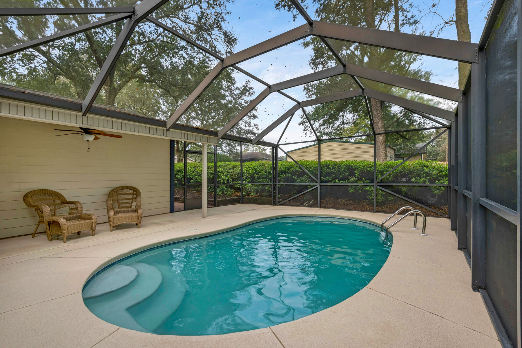 CREEKSIDE 4 - Residential