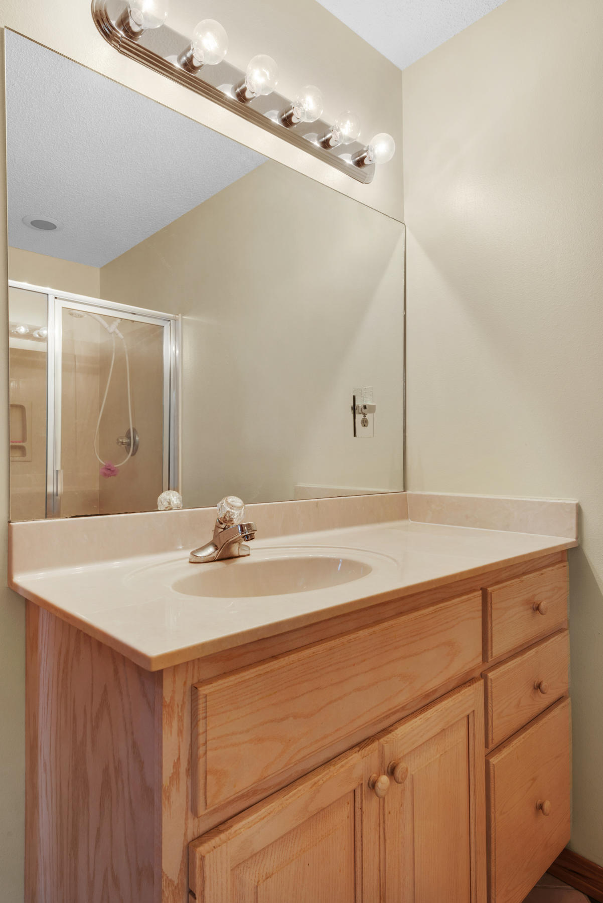 CREEKSIDE 4 - Residential