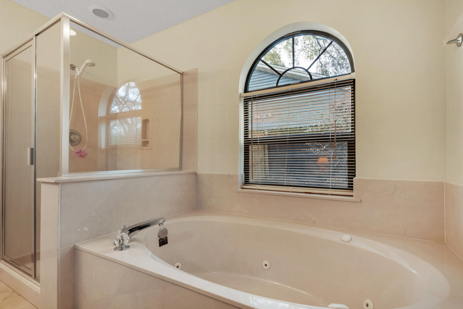 CREEKSIDE 4 - Residential