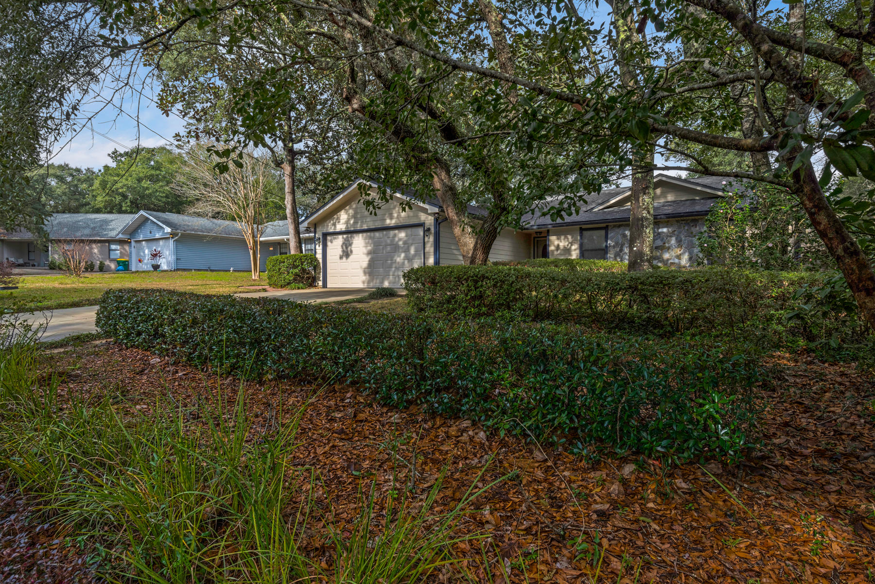 CREEKSIDE 4 - Residential