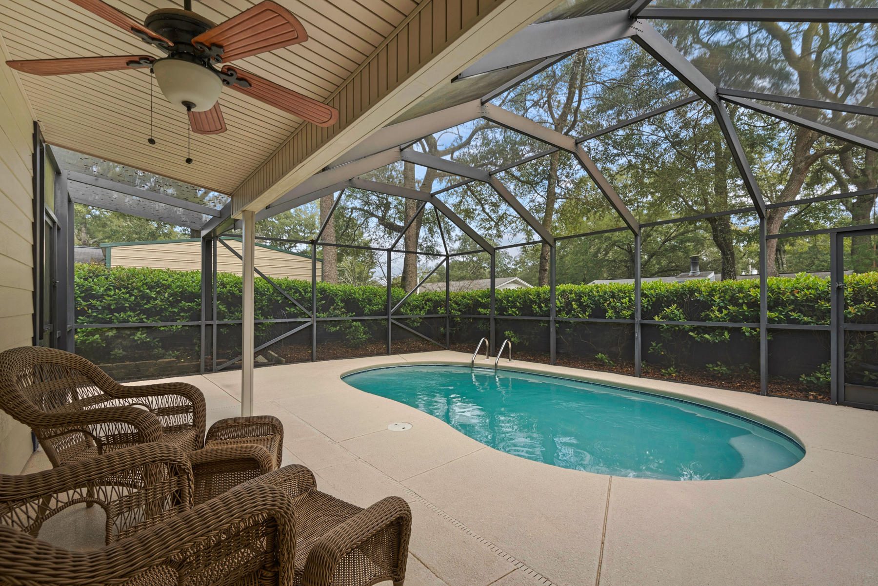 CREEKSIDE 4 - Residential