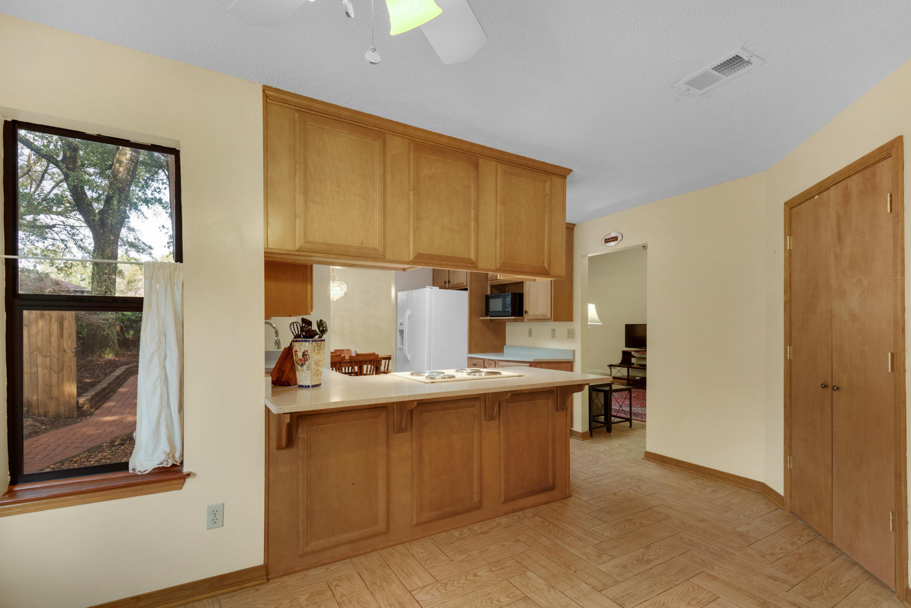 CREEKSIDE 4 - Residential