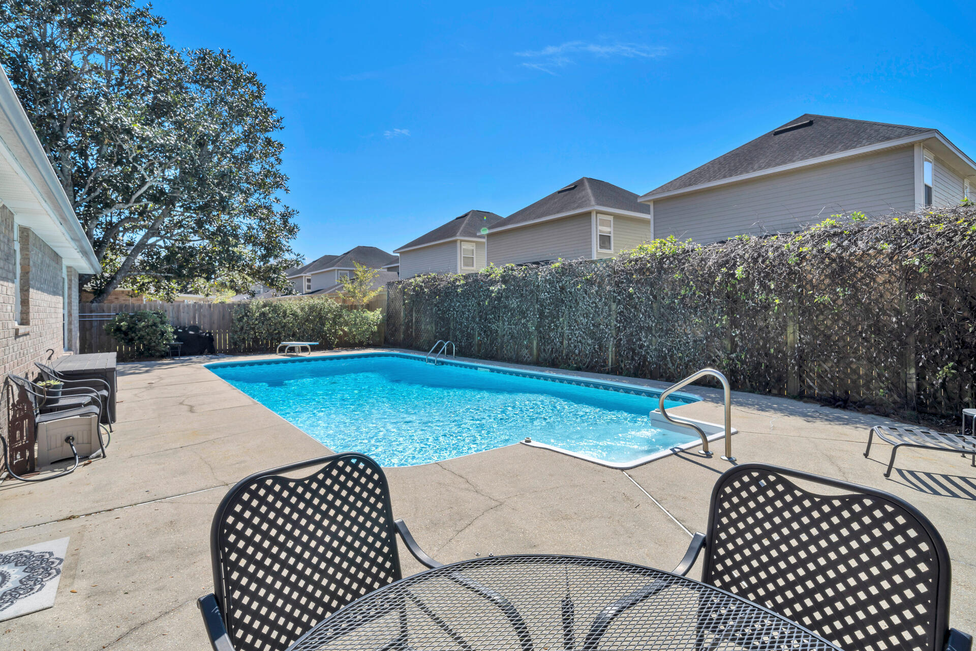 SAILBOAT COVE S/D - Residential