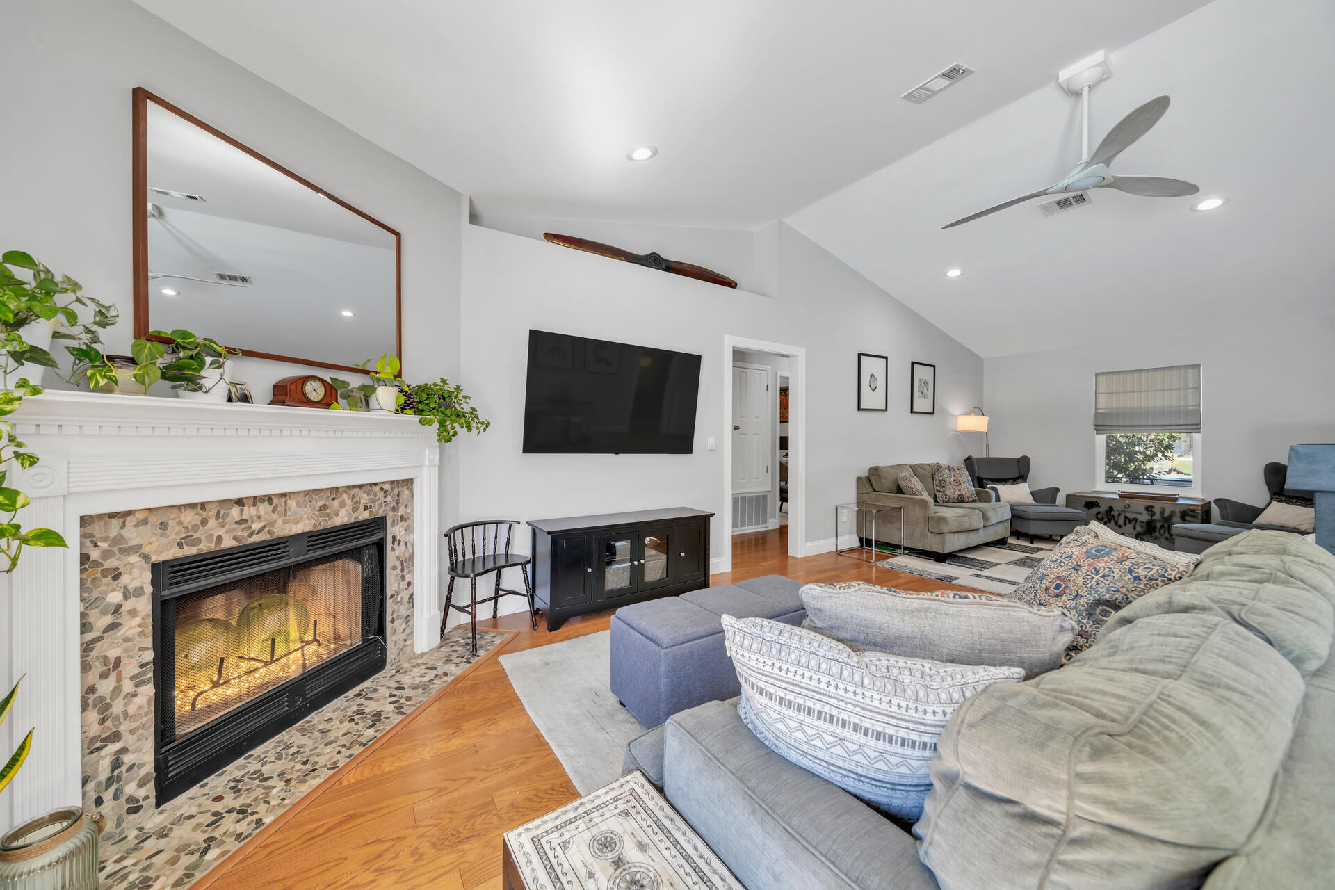SAILBOAT COVE S/D - Residential