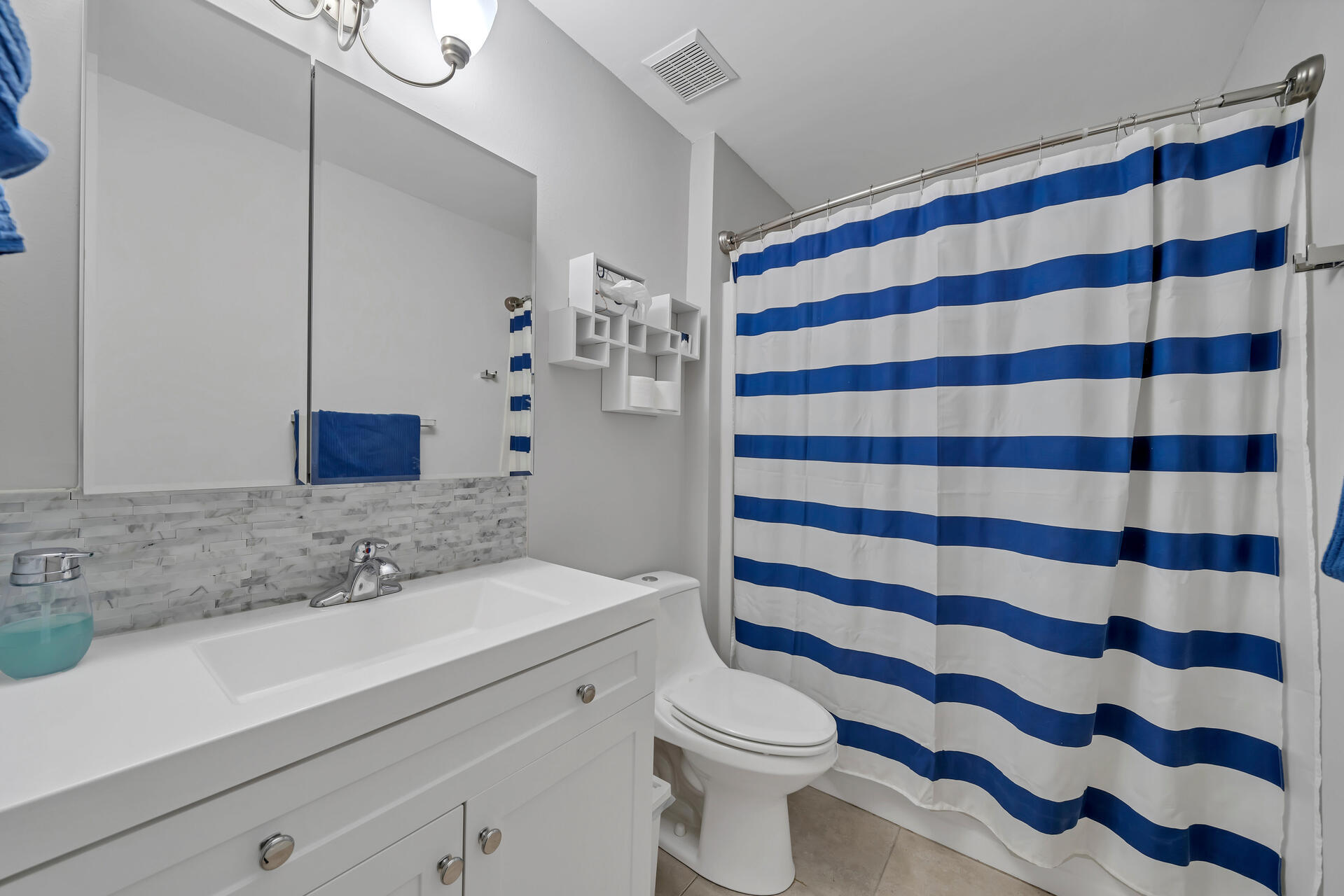 SAILBOAT COVE S/D - Residential