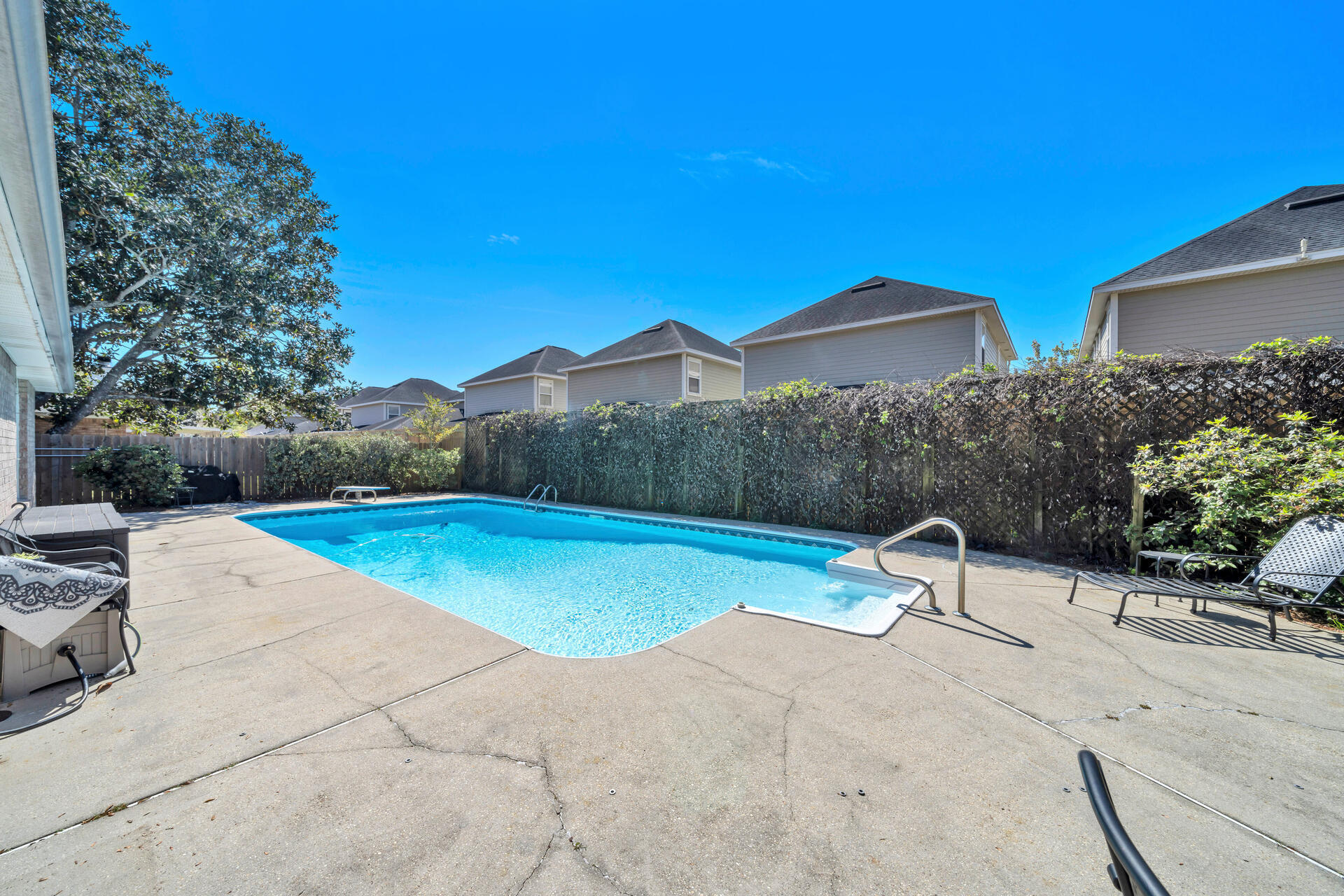 SAILBOAT COVE S/D - Residential