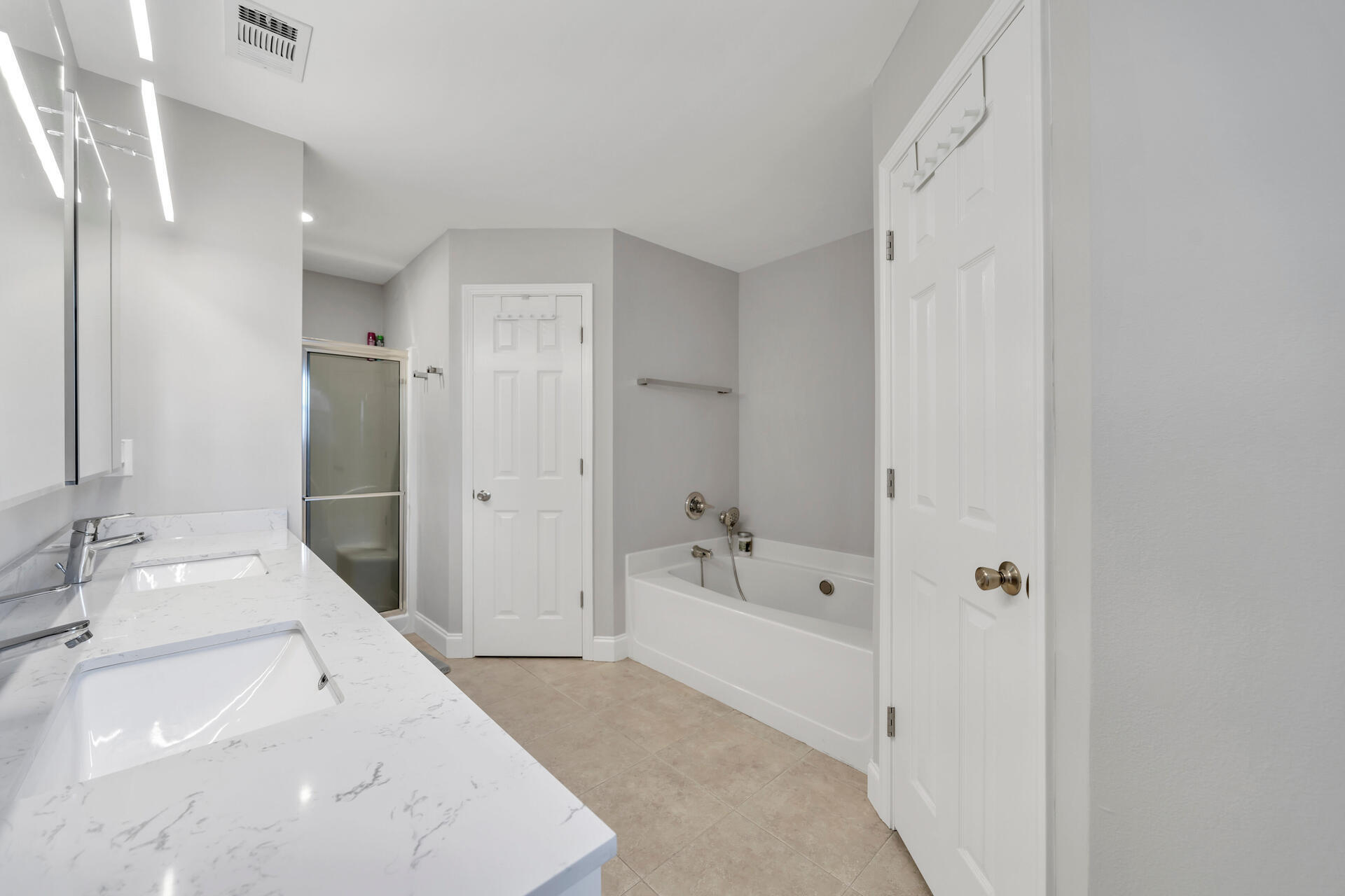SAILBOAT COVE S/D - Residential