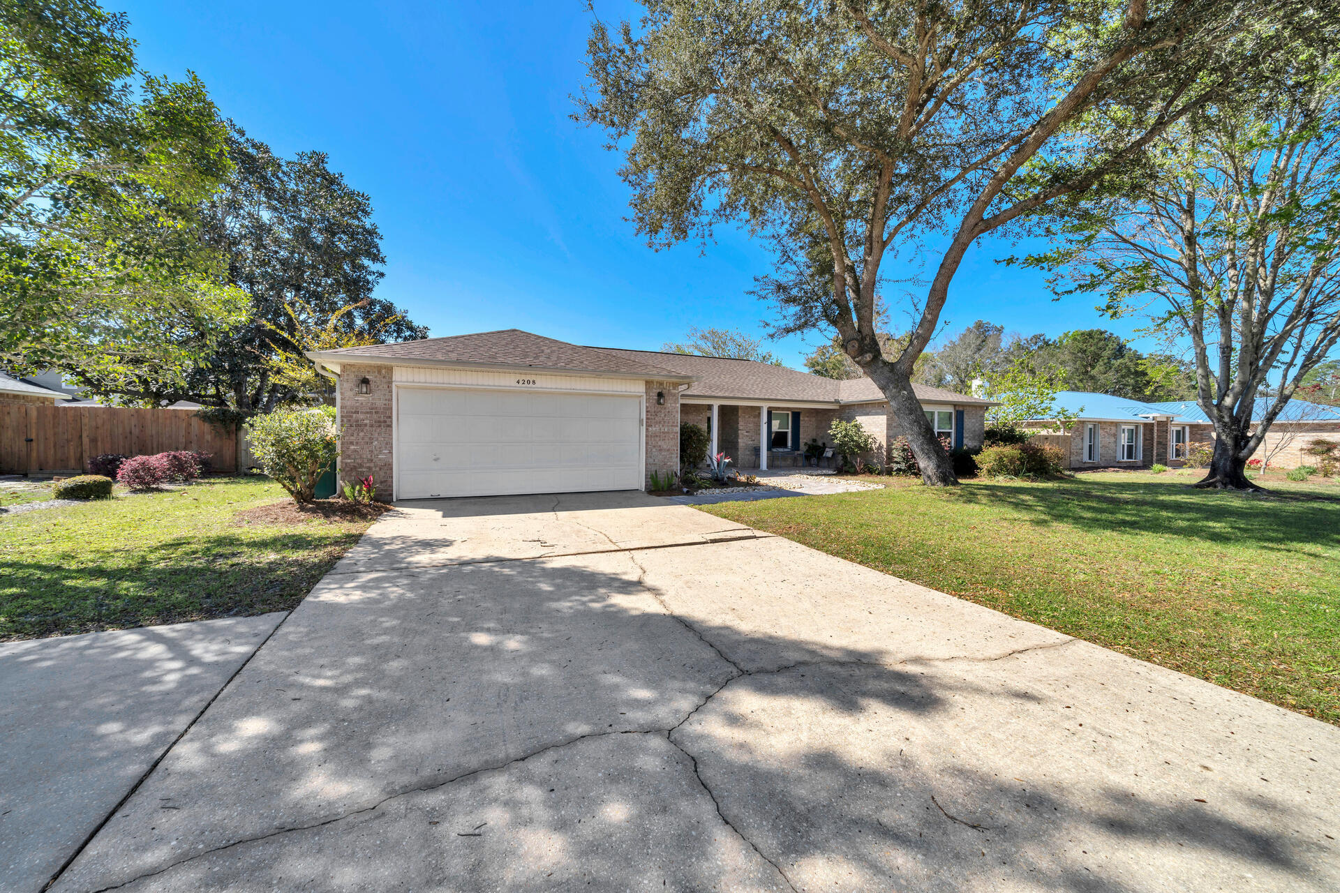 SAILBOAT COVE S/D - Residential