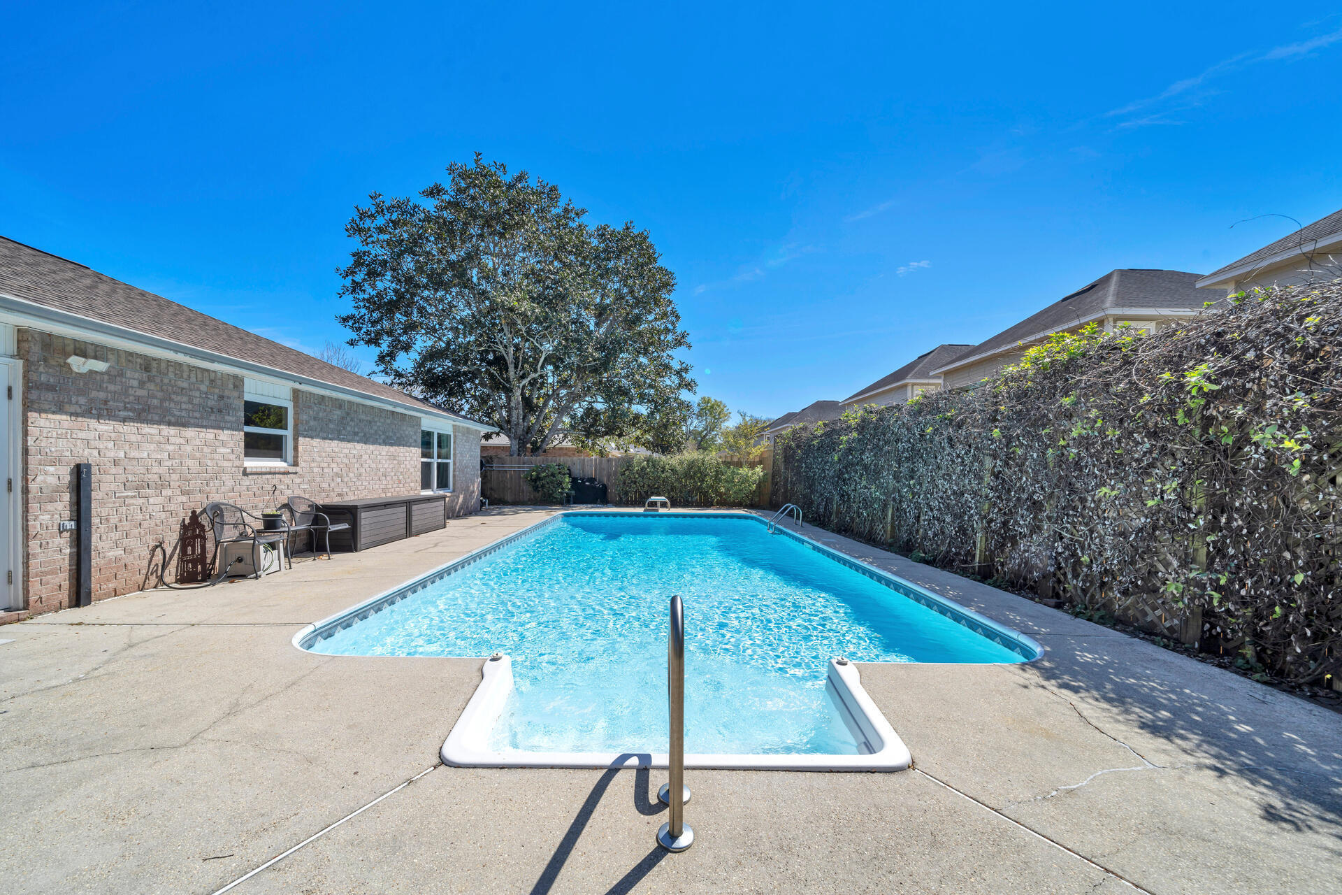 SAILBOAT COVE S/D - Residential