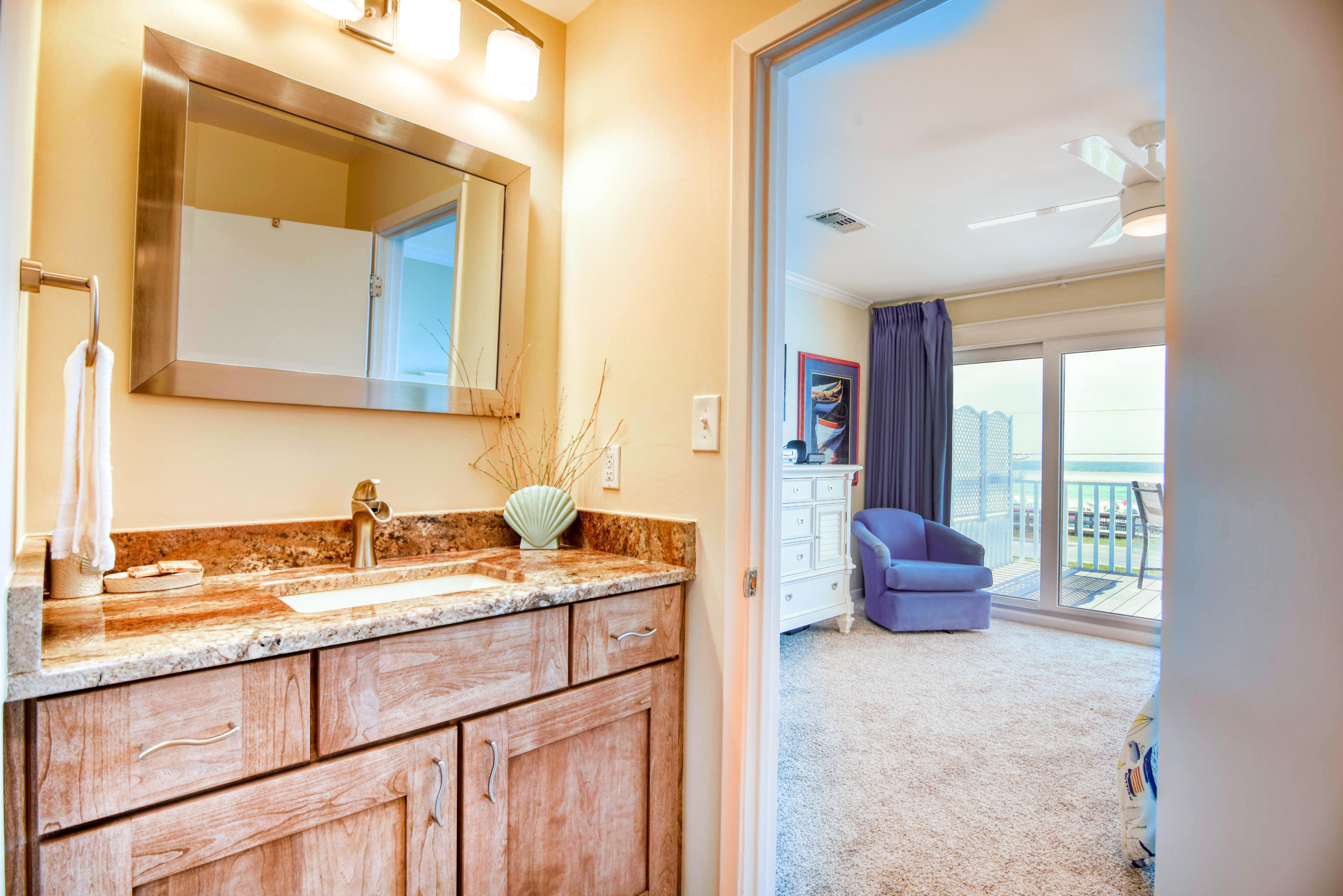 SAND PEBBLES T/H - Residential