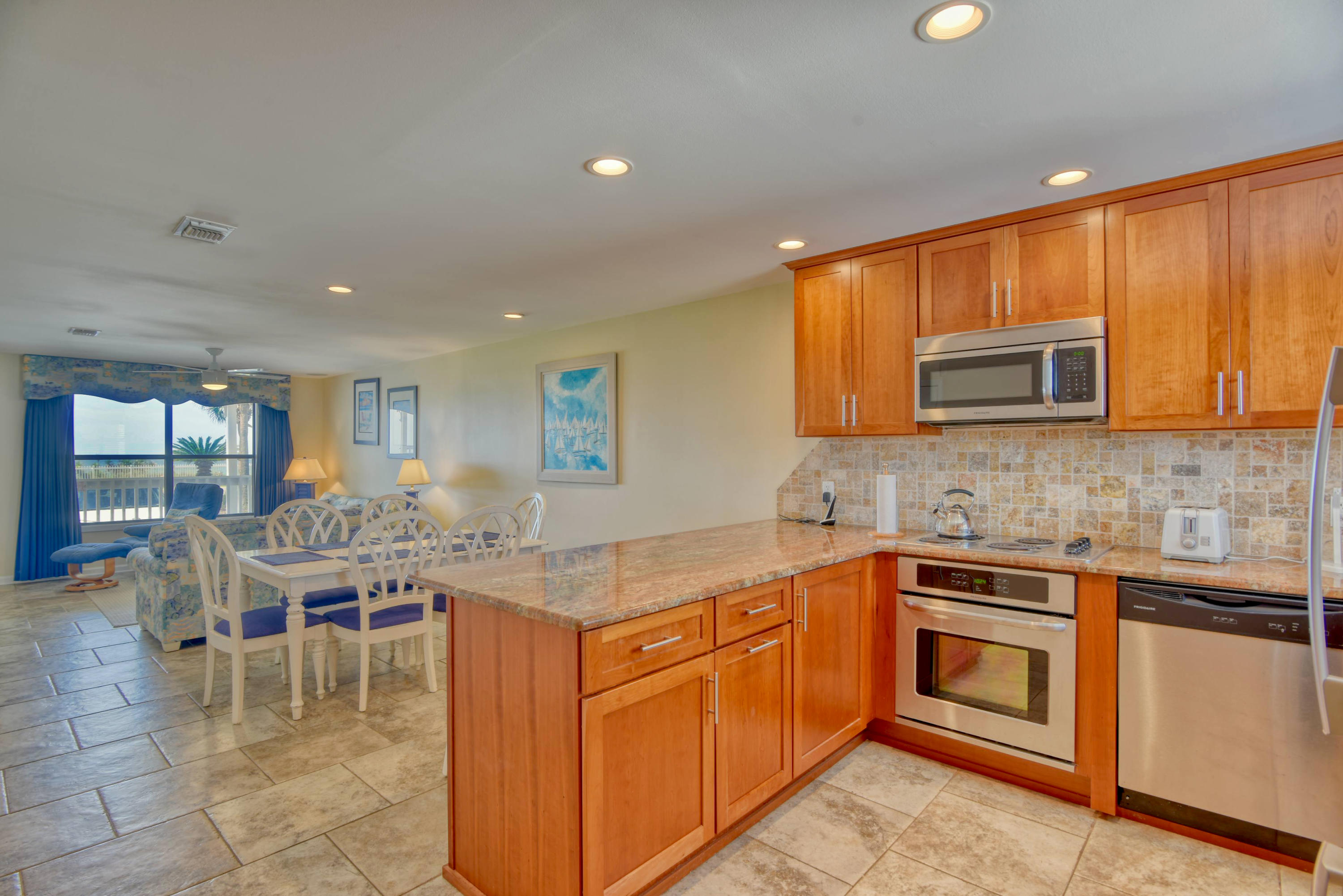 SAND PEBBLES T/H - Residential