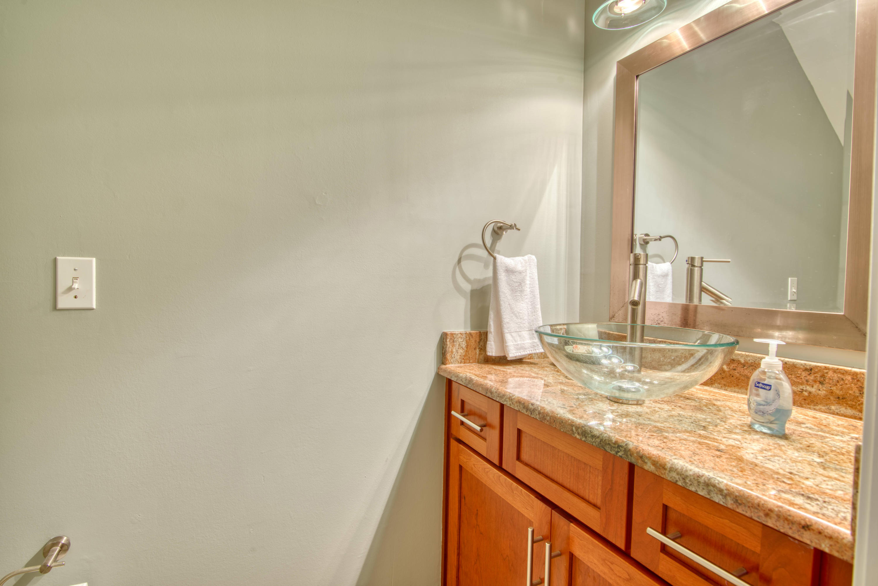 SAND PEBBLES T/H - Residential