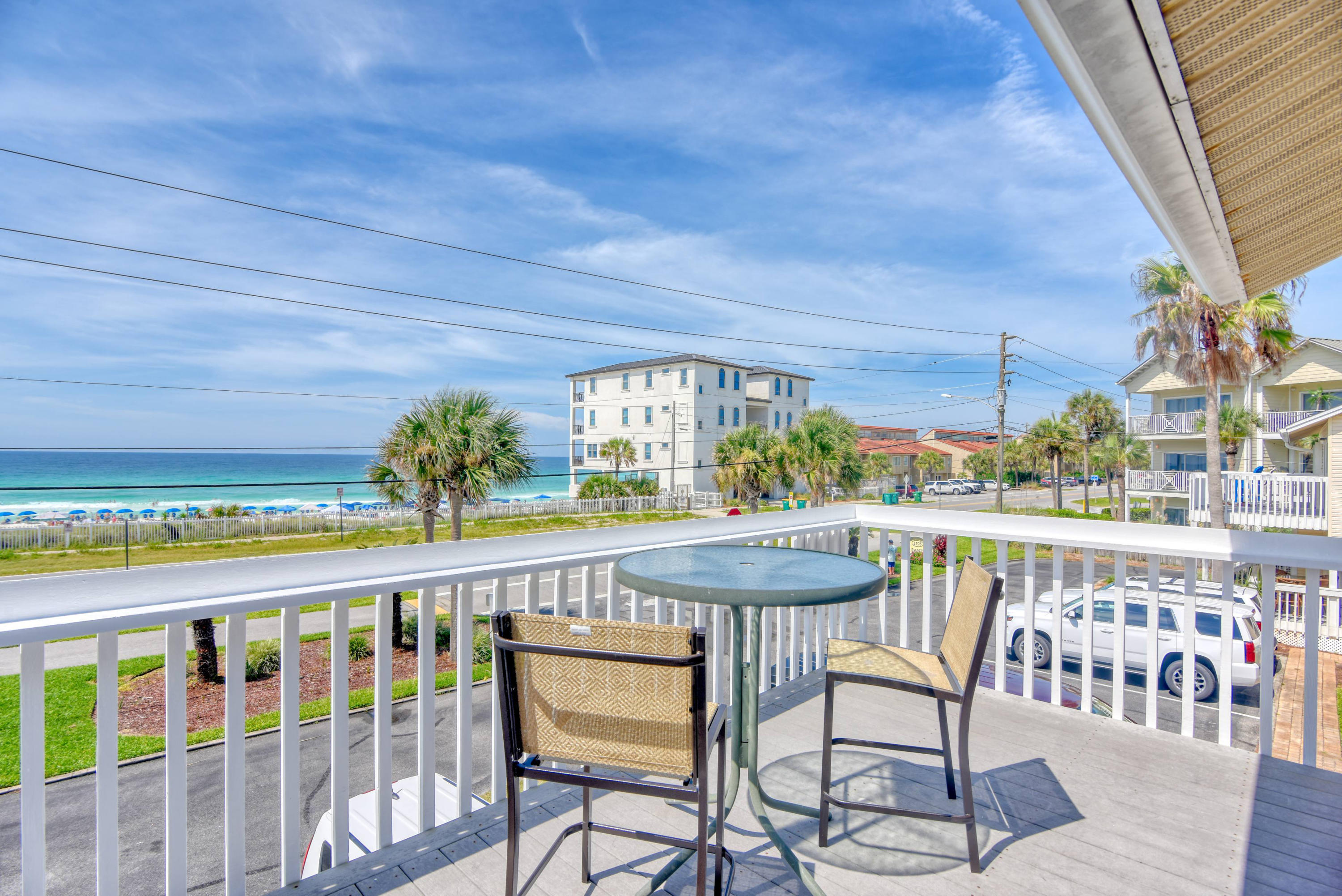 SAND PEBBLES T/H - Residential