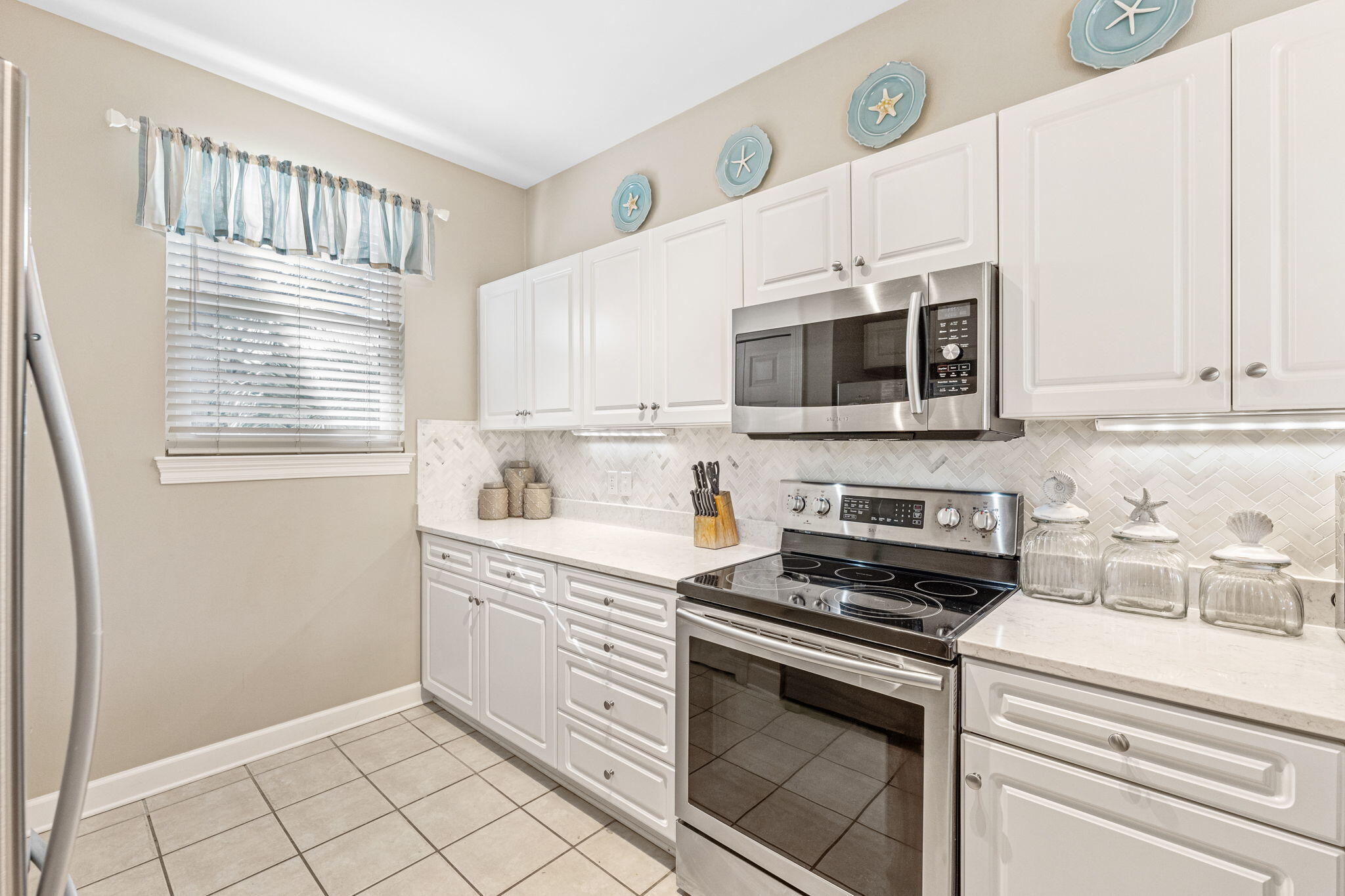 TURNBERRY VILLAS CONDO - Residential