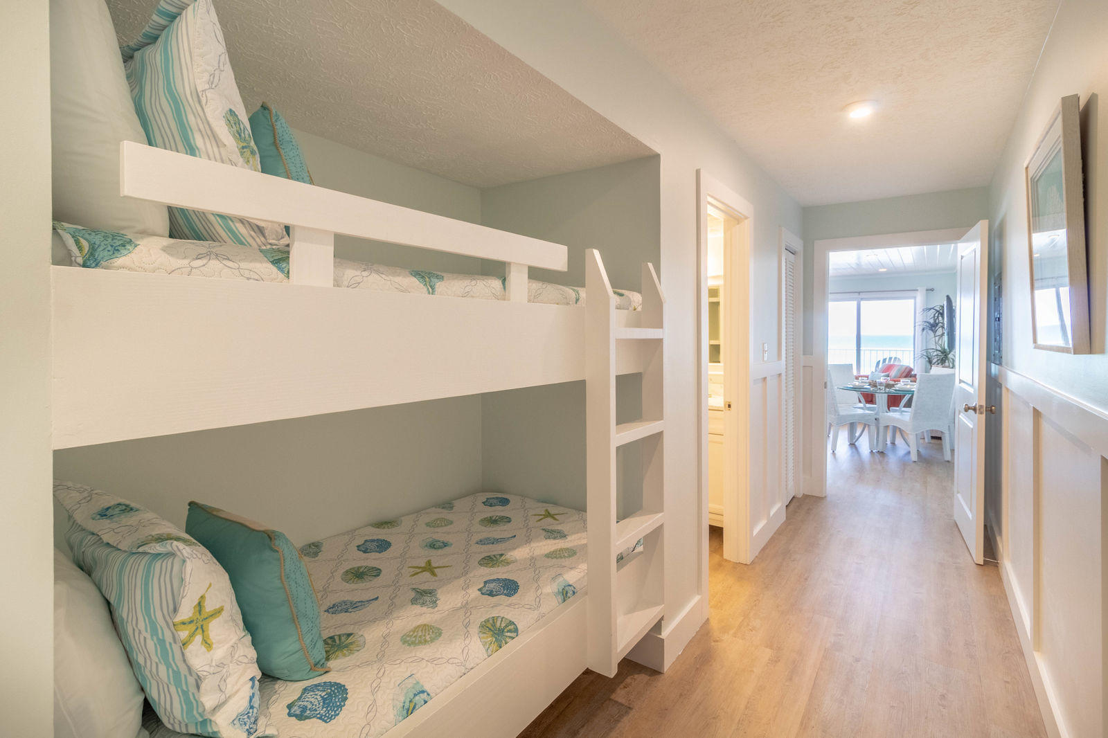 EASTERN SHORES CONDO PH 2 - Residential