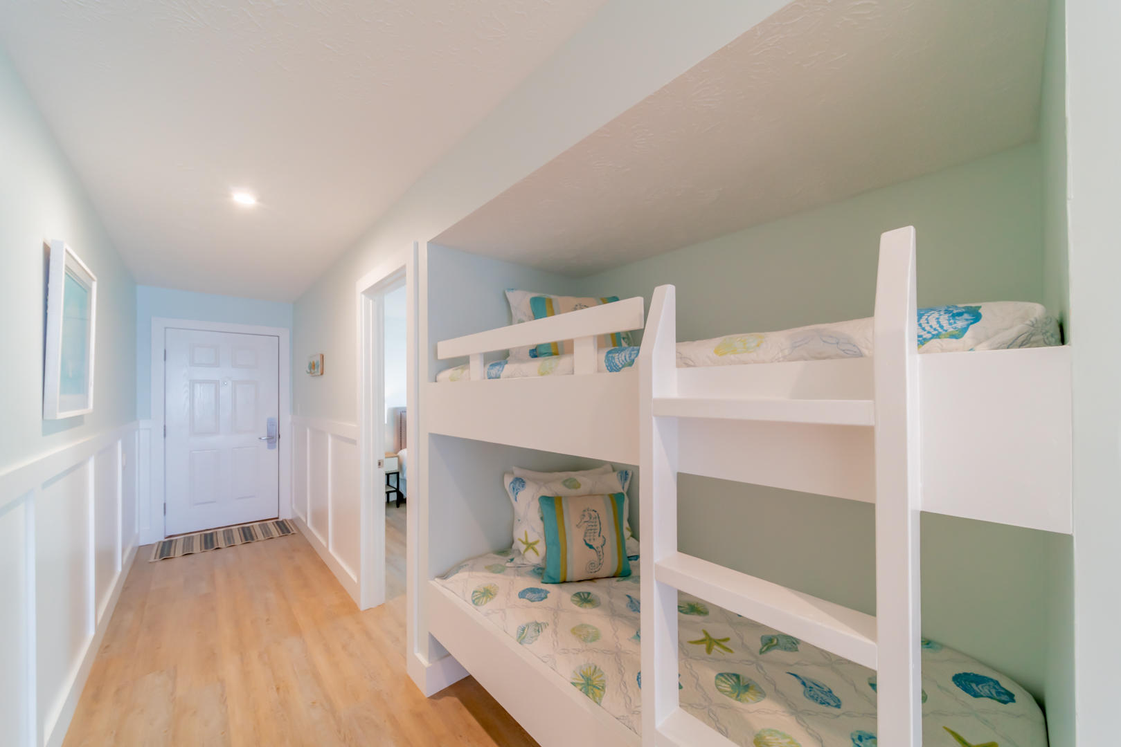 EASTERN SHORES CONDO PH 2 - Residential