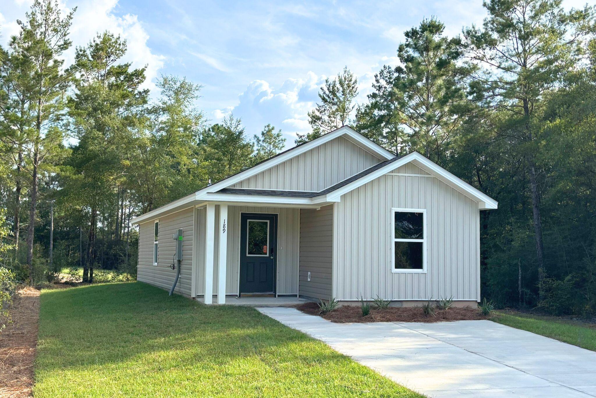 Mossy Head - Residential