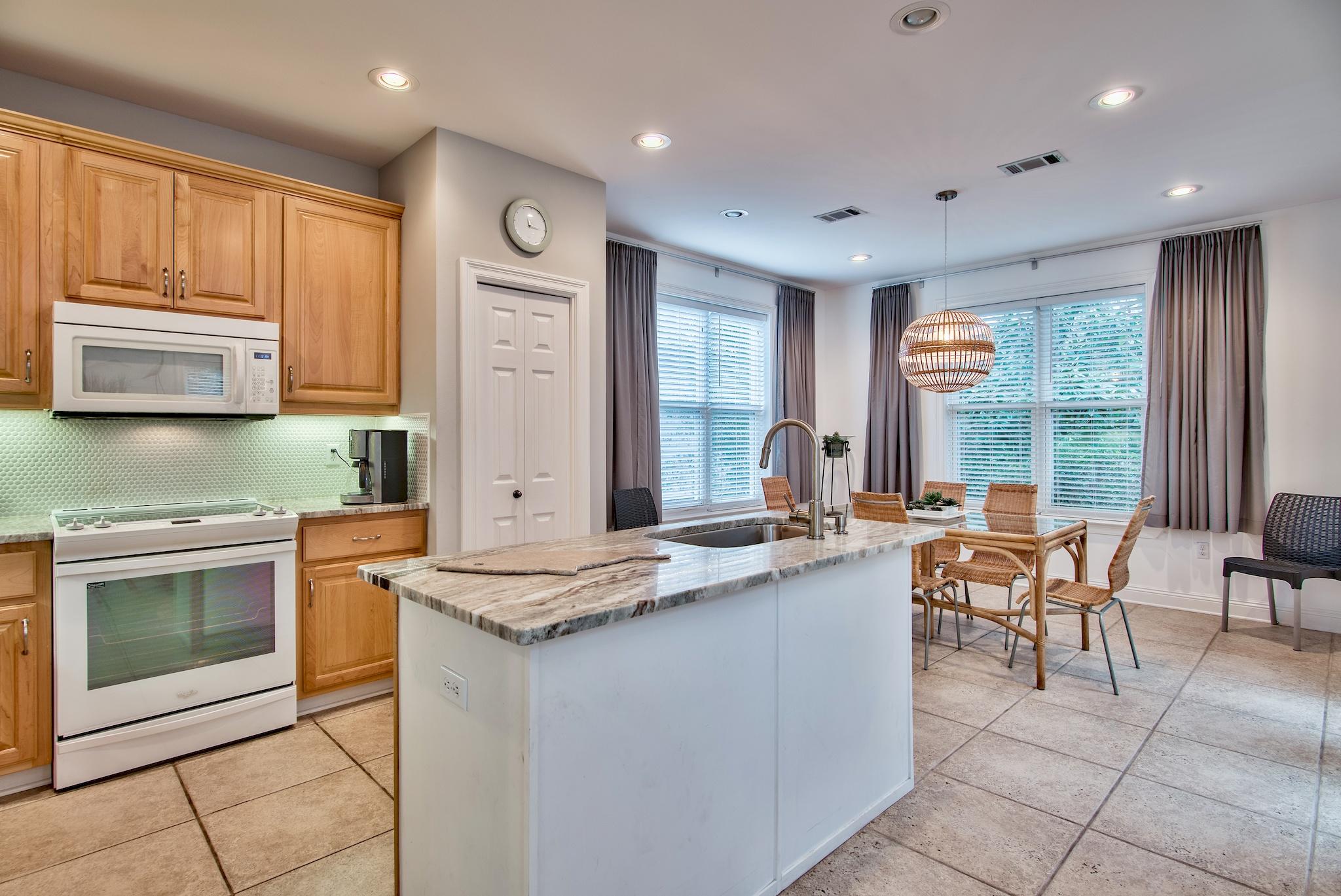 CASSINE VILLAGE - Residential