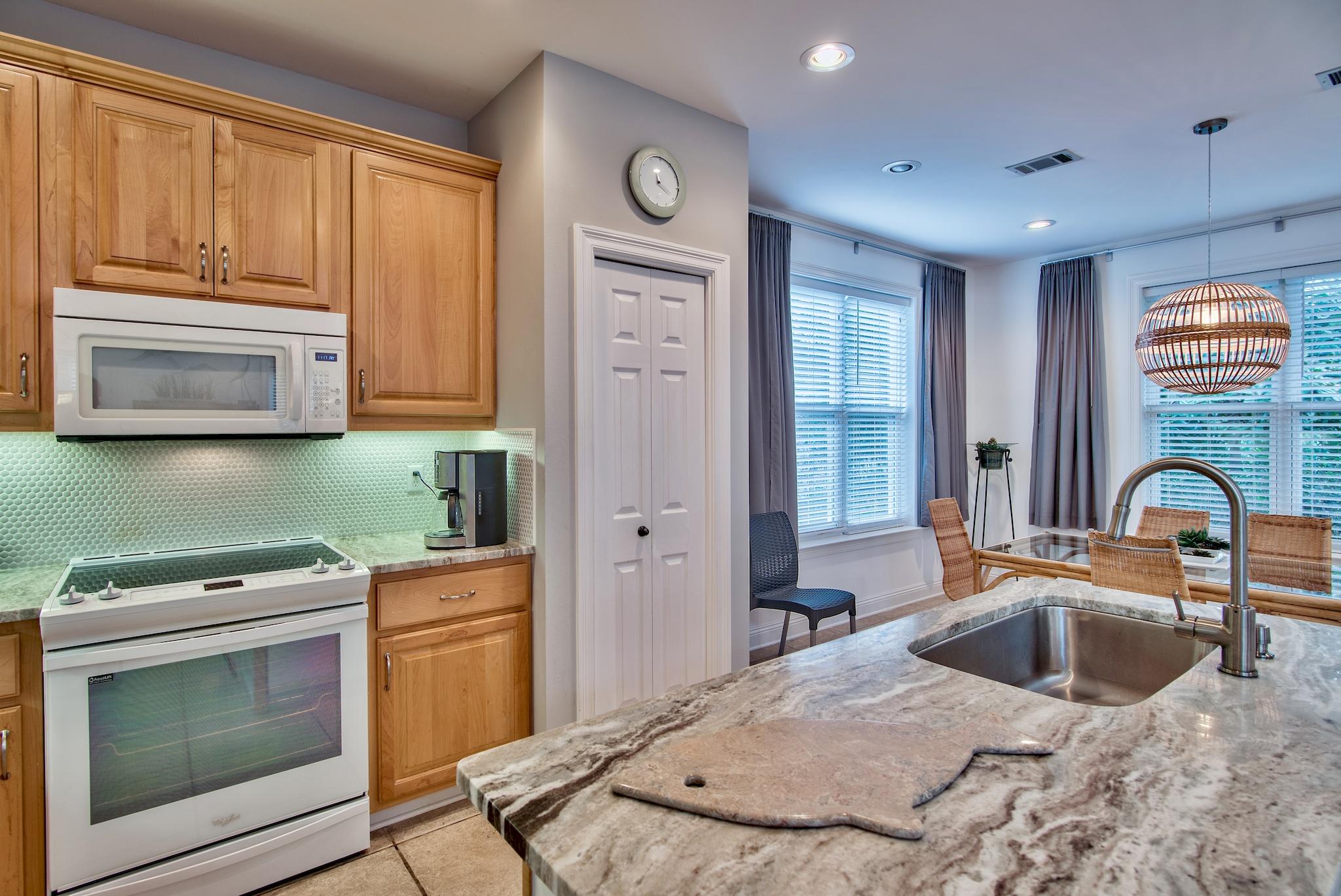 CASSINE VILLAGE - Residential