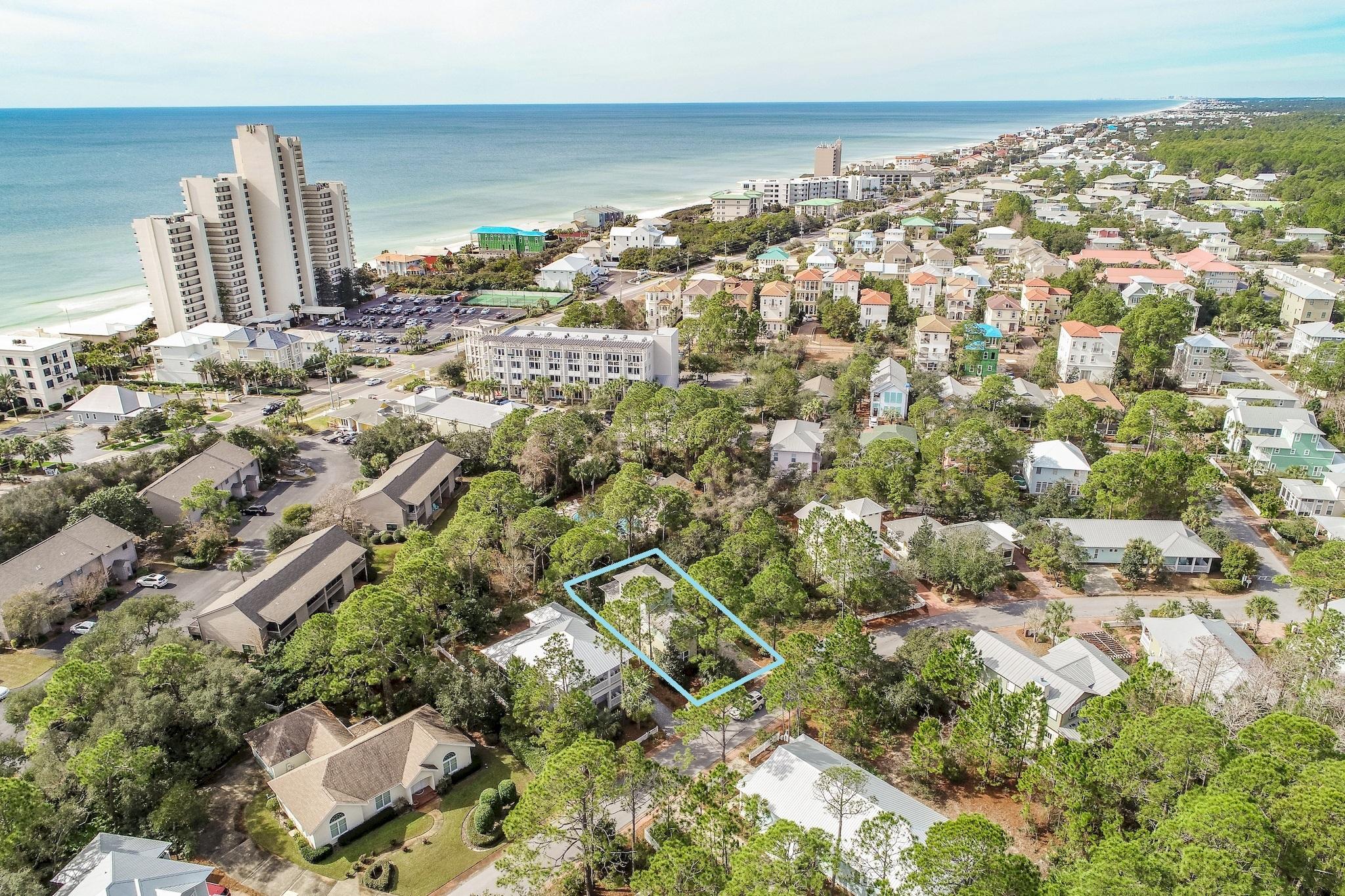 CASSINE VILLAGE - Residential