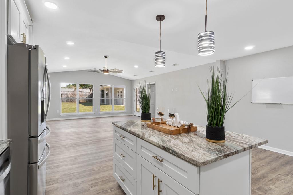 1ST ADD VESTA HTS LOT 29 BLK 6 - Residential