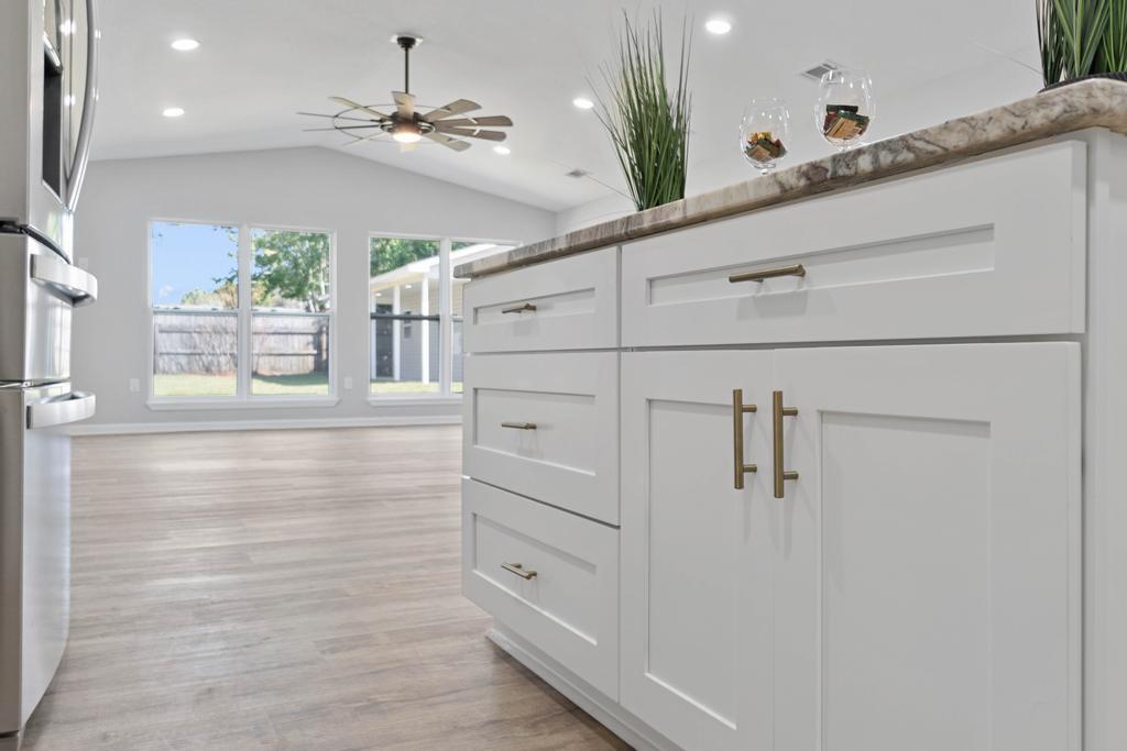 1ST ADD VESTA HTS LOT 29 BLK 6 - Residential
