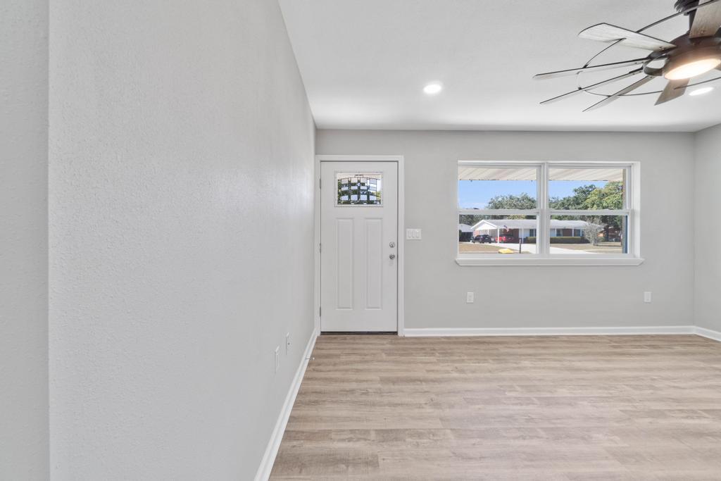 1ST ADD VESTA HTS LOT 29 BLK 6 - Residential