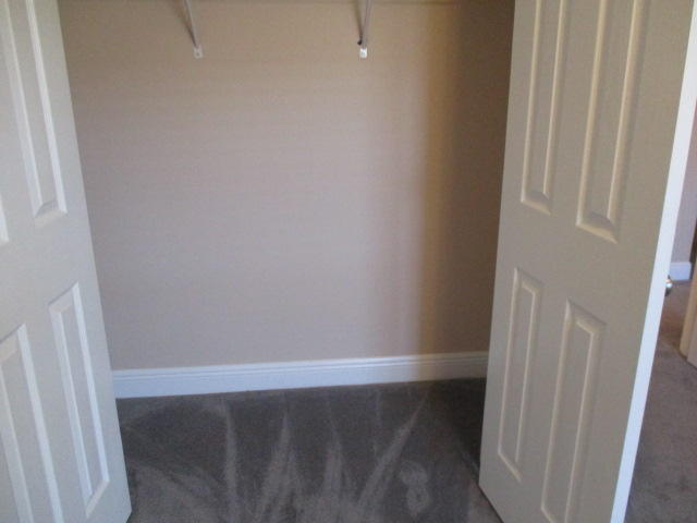 RESERVE POINTE - Residential Lease