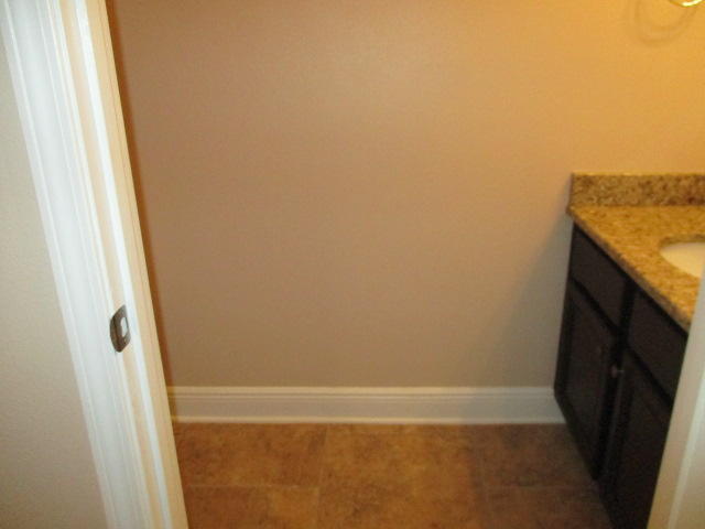 RESERVE POINTE - Residential Lease