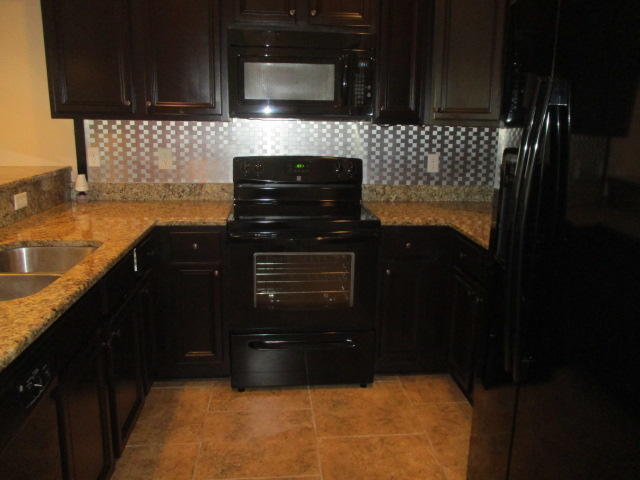 RESERVE POINTE - Residential Lease