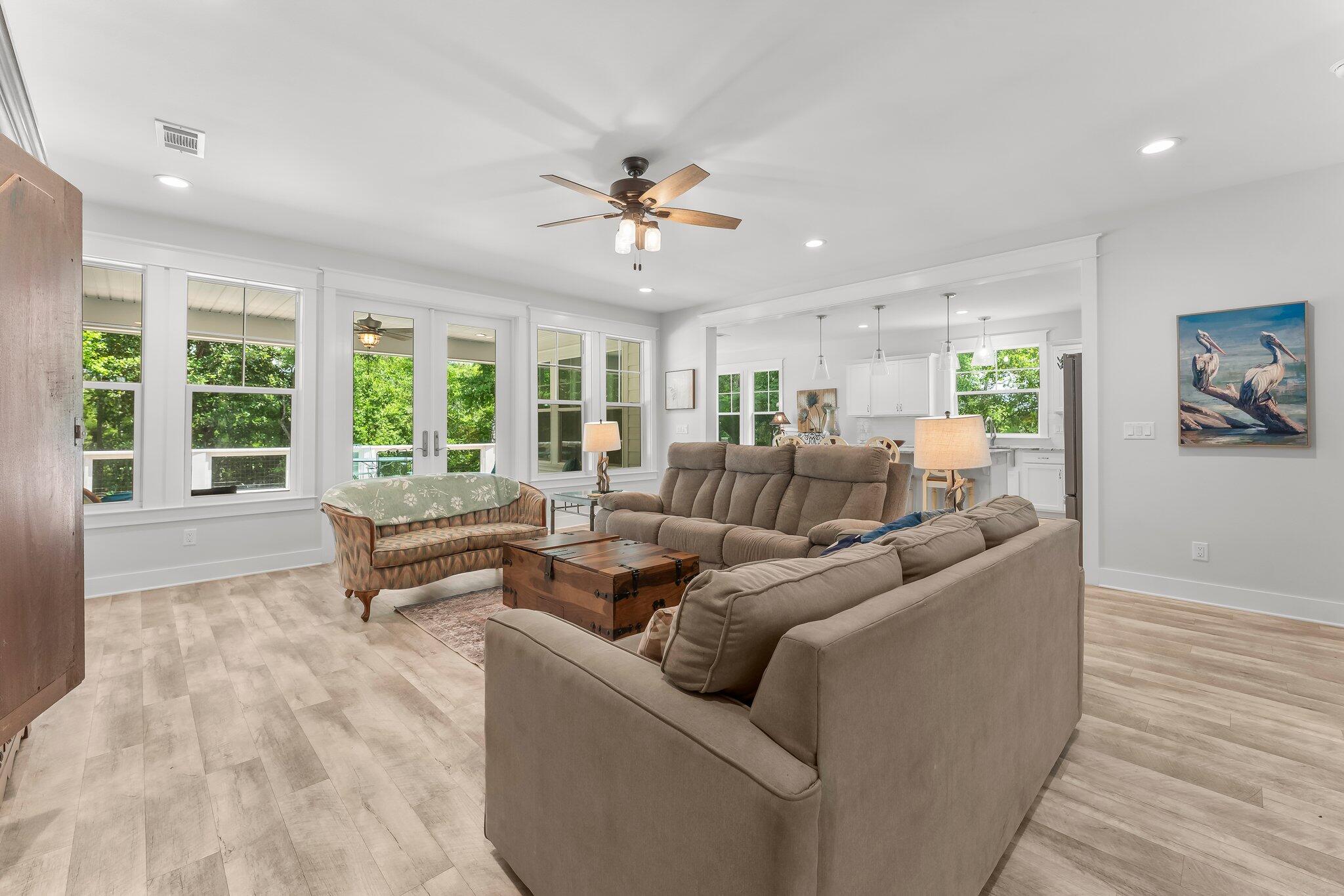 ALAQUA ESTATES - Residential Lease