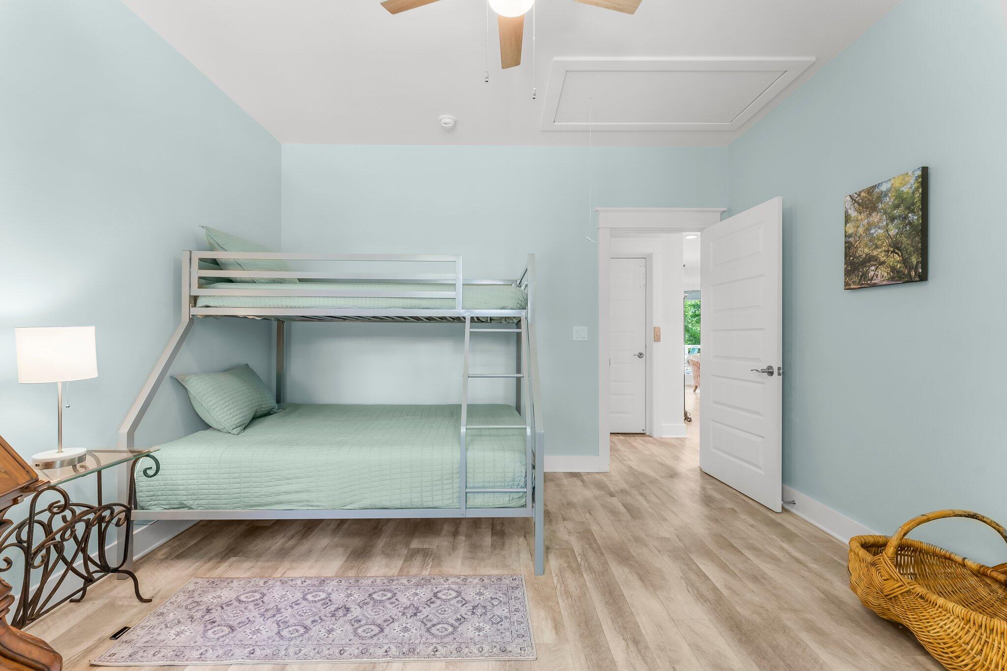 ALAQUA ESTATES - Residential Lease