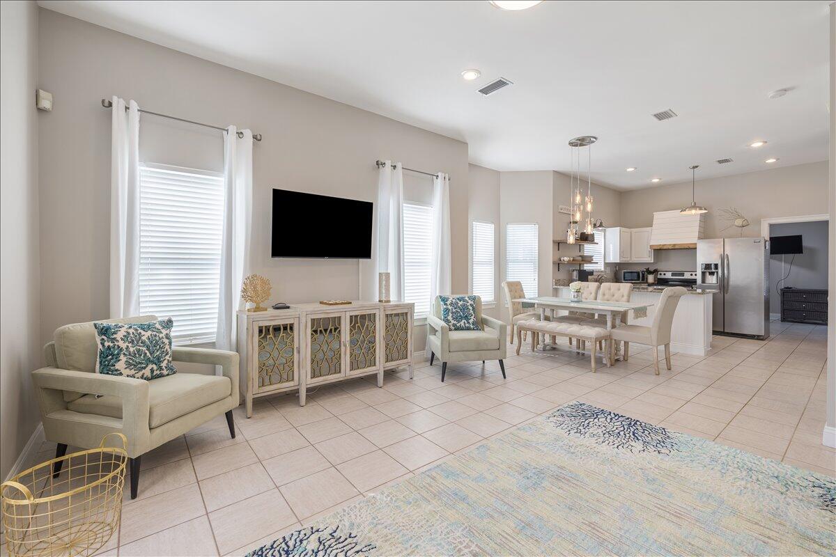MIRAMAR BEACH - Residential