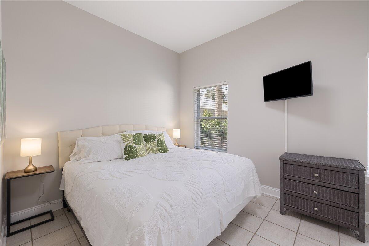 MIRAMAR BEACH - Residential