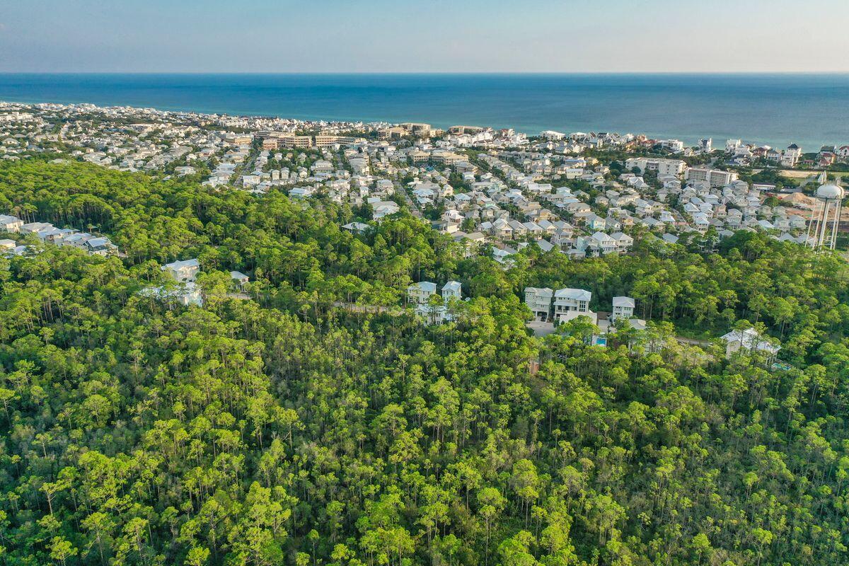 TREETOP VILLAGE - Land