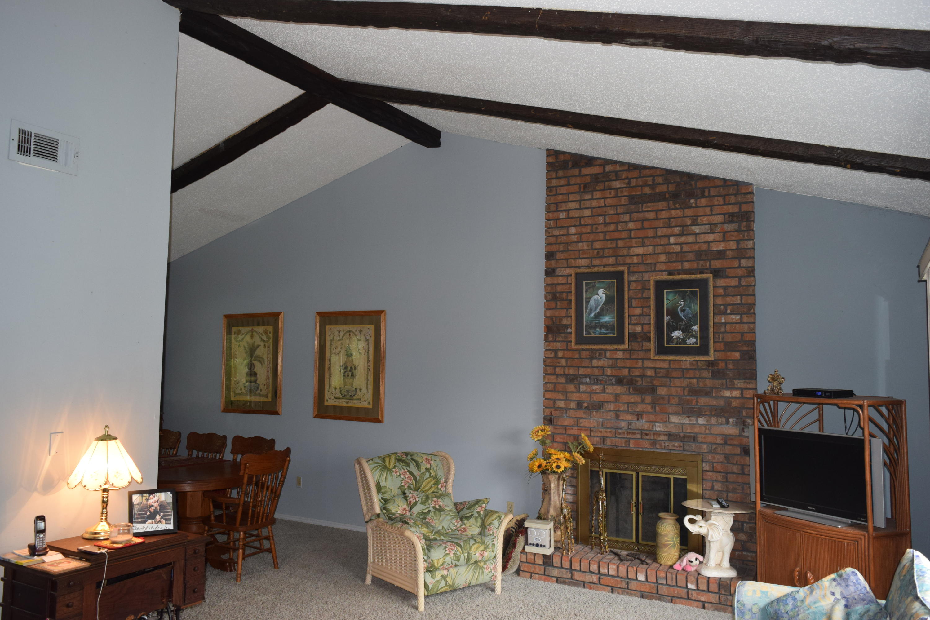 EDGEWATER VILLAGE - Residential