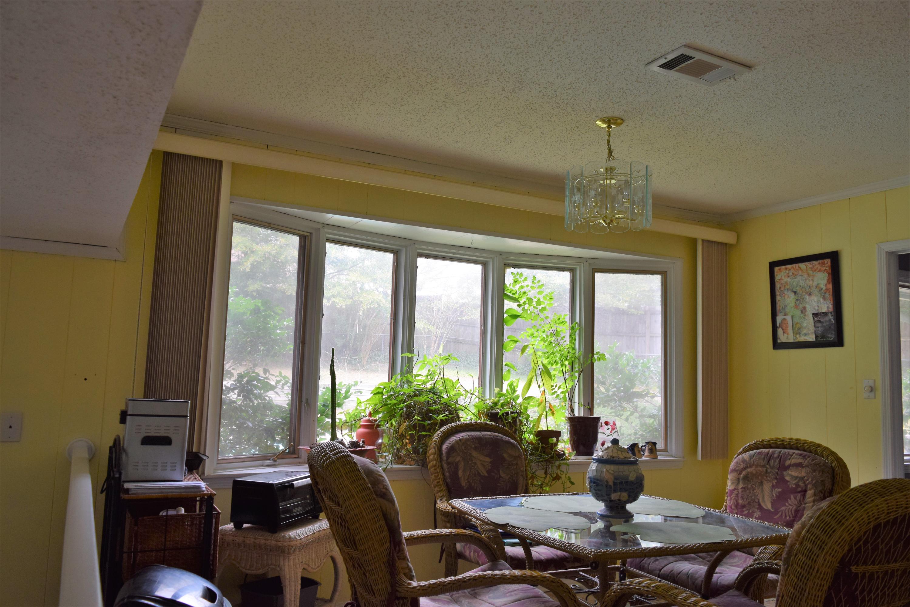 EDGEWATER VILLAGE - Residential