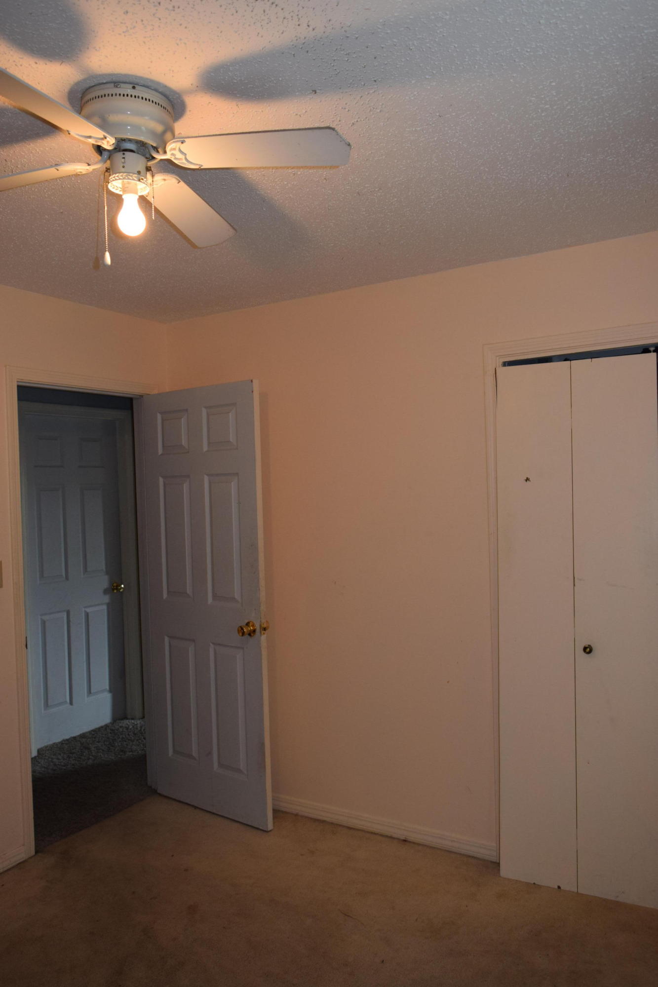 EDGEWATER VILLAGE - Residential