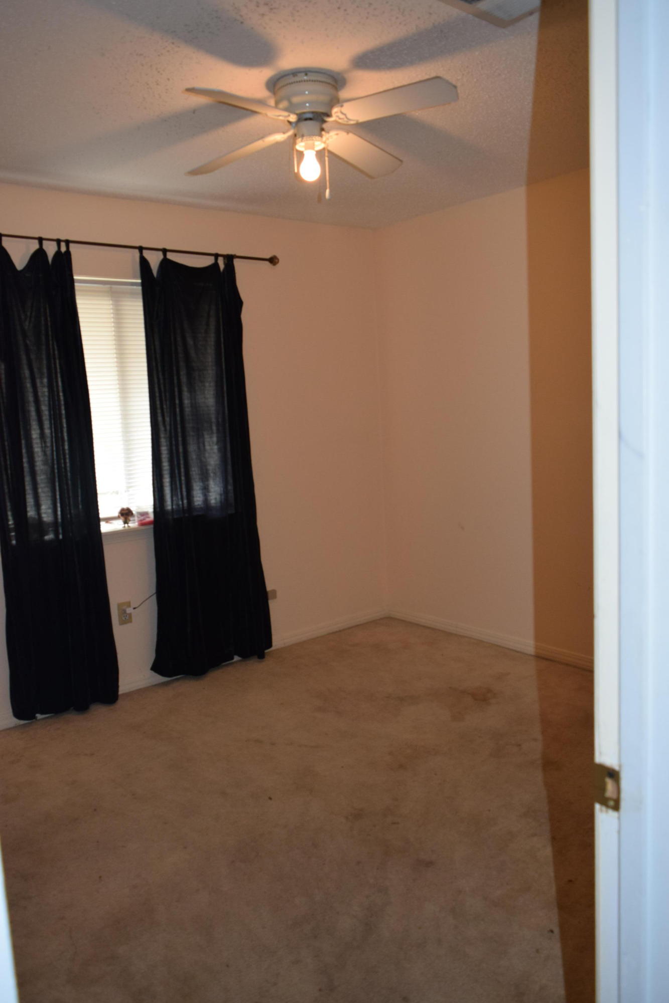 EDGEWATER VILLAGE - Residential