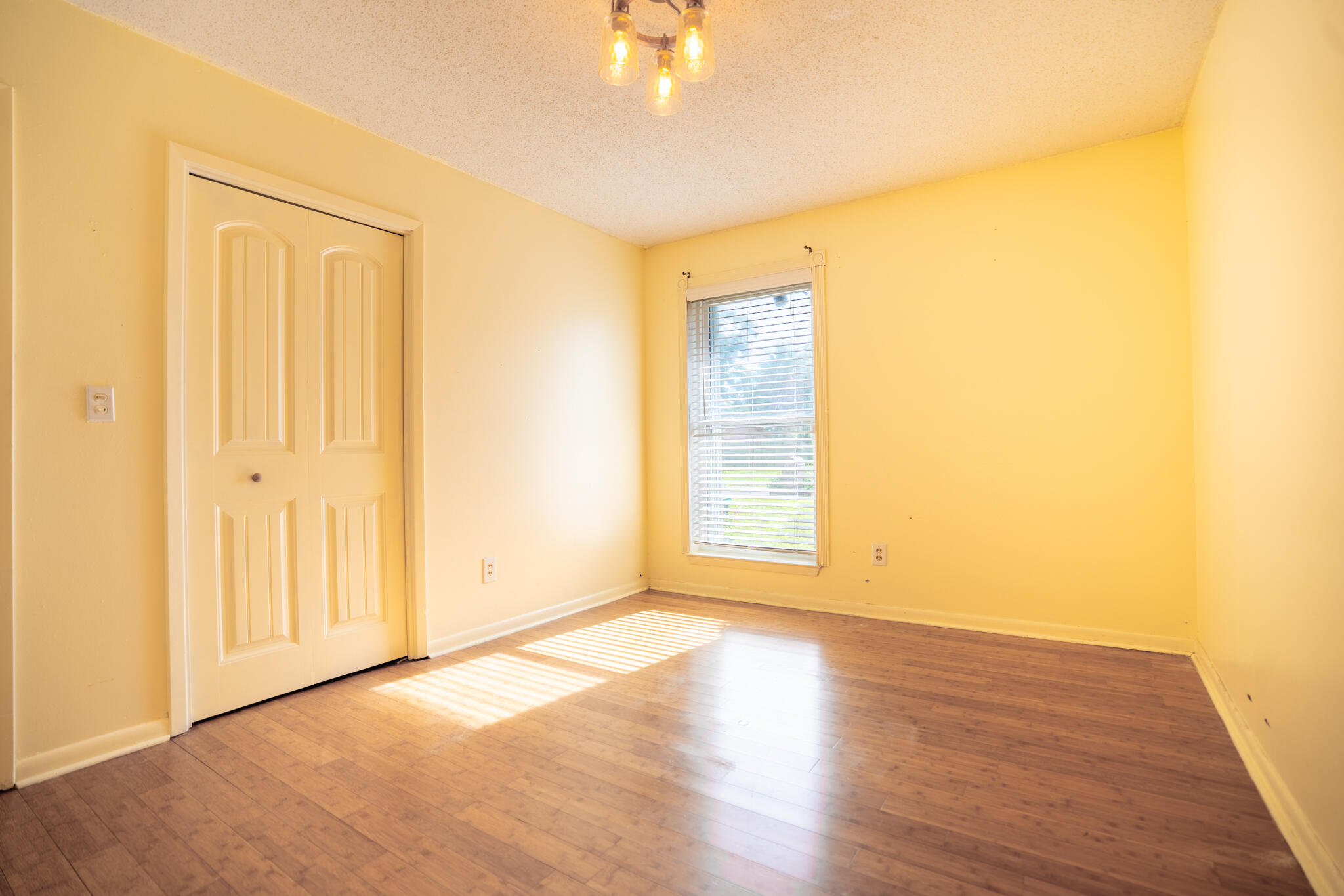 PORT DIXIE - Residential Lease