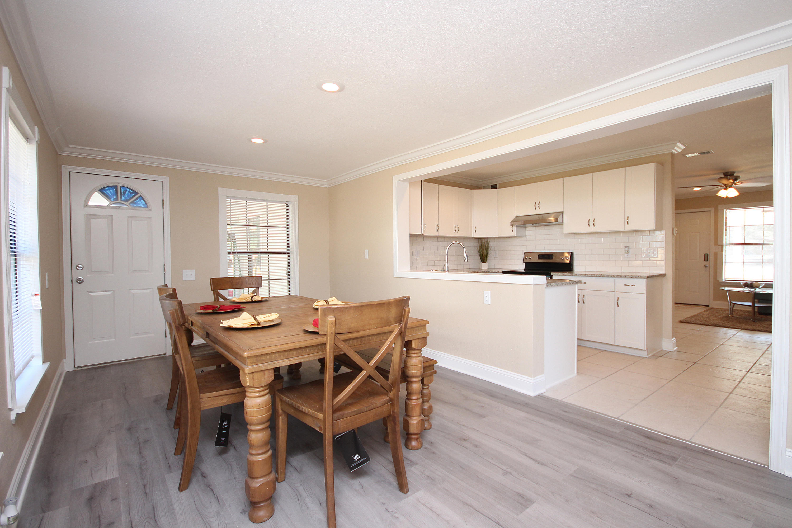 Garnier's Beach 3rd - Residential