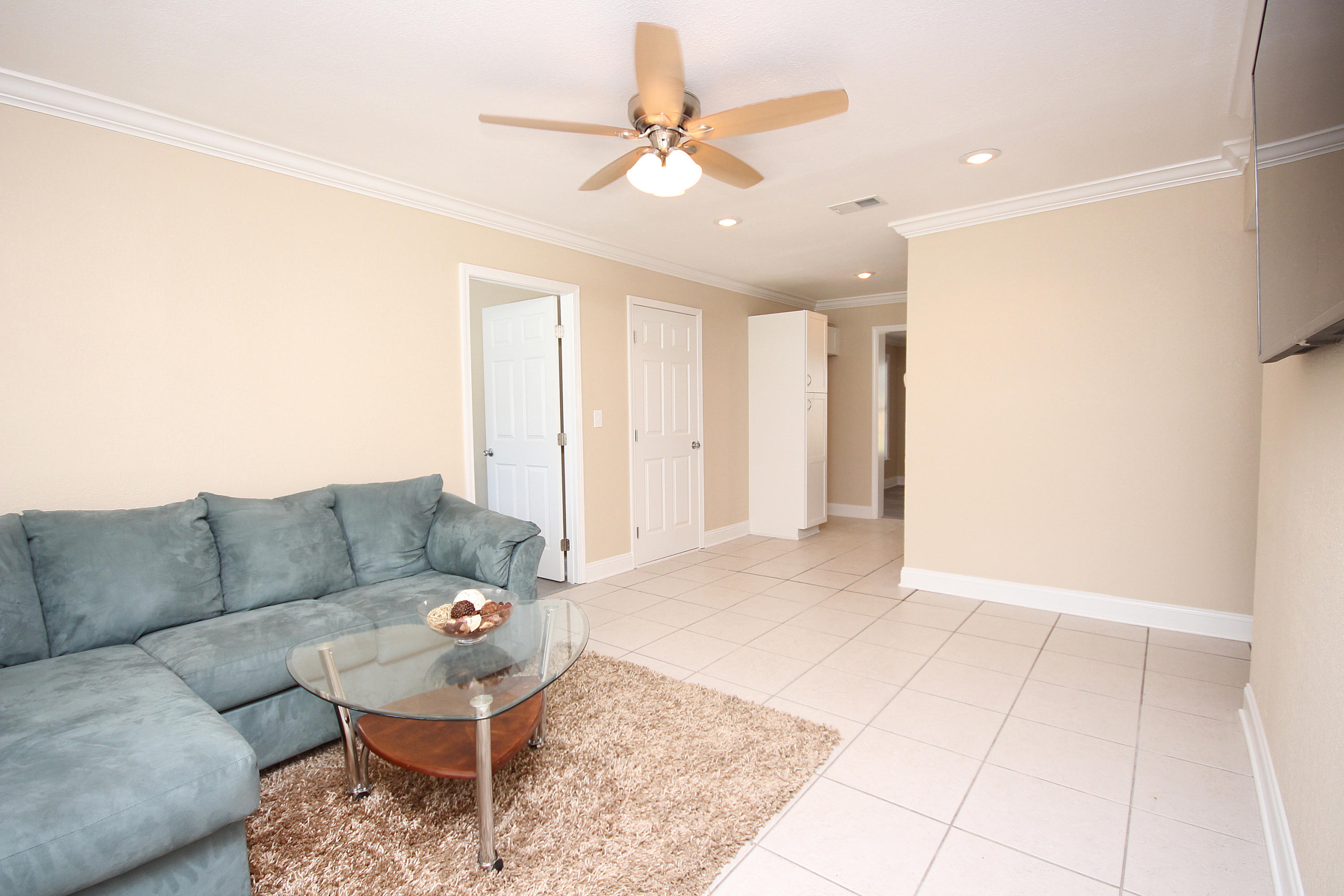 Garnier's Beach 3rd - Residential