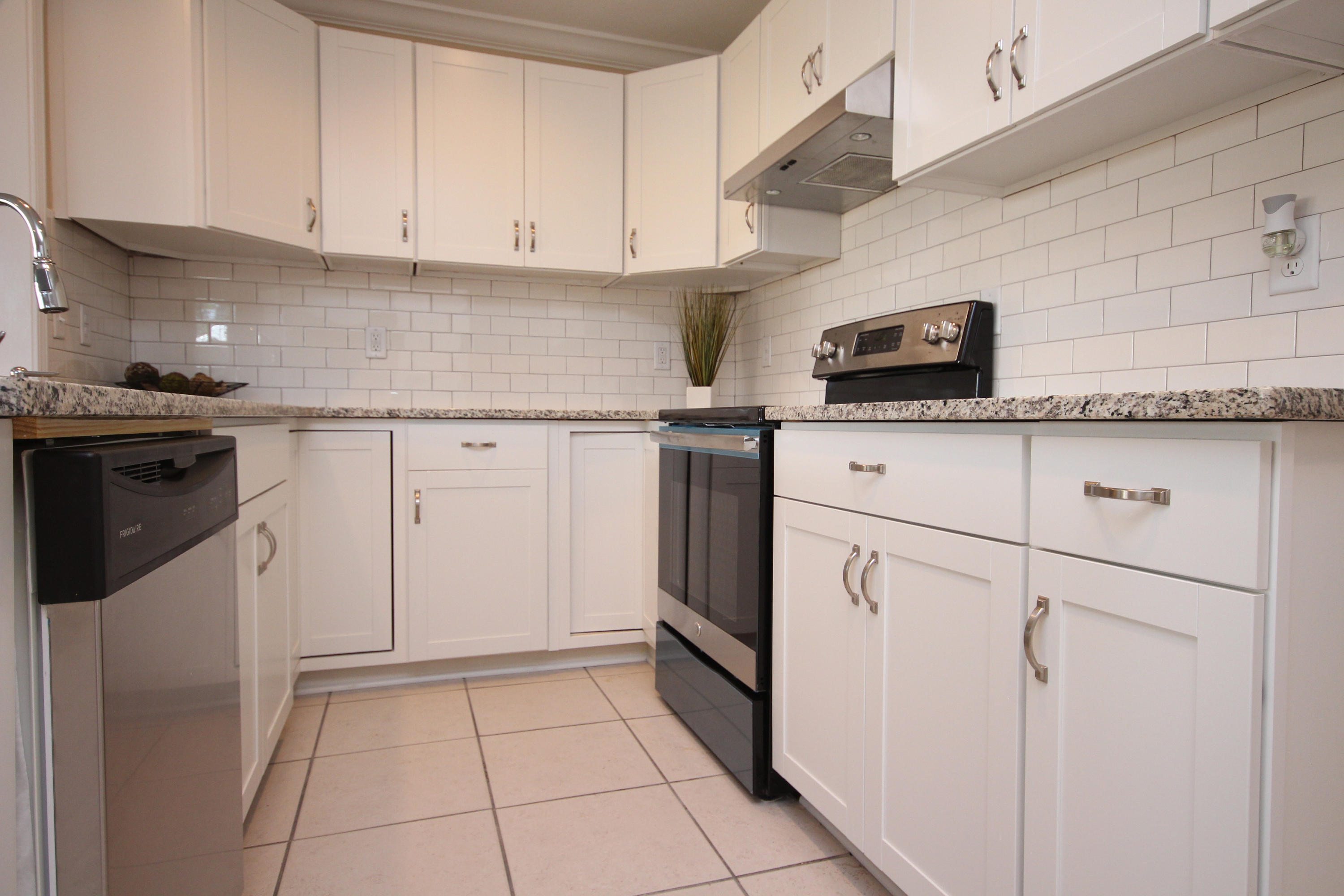 Garnier's Beach 3rd - Residential