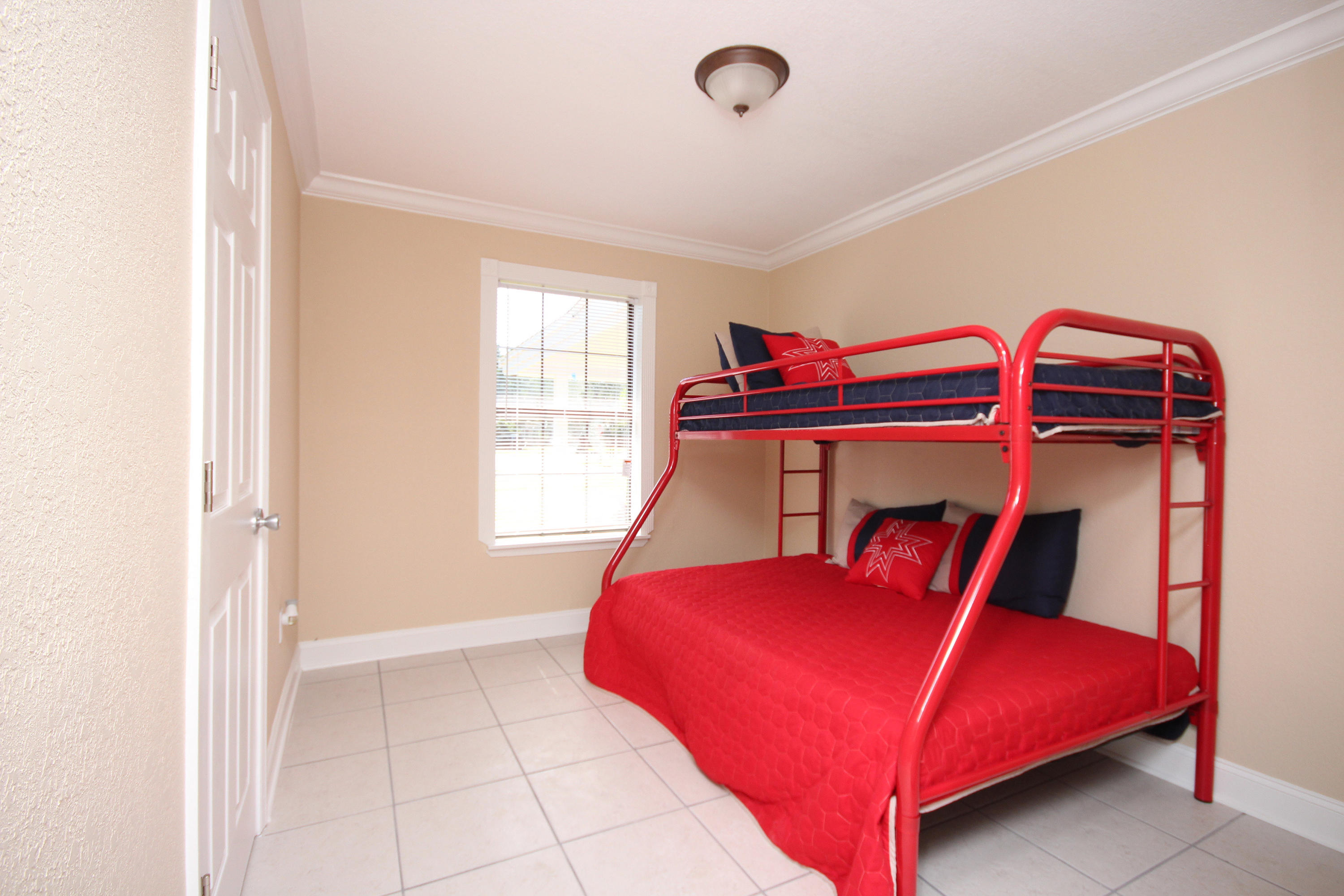 Garnier's Beach 3rd - Residential